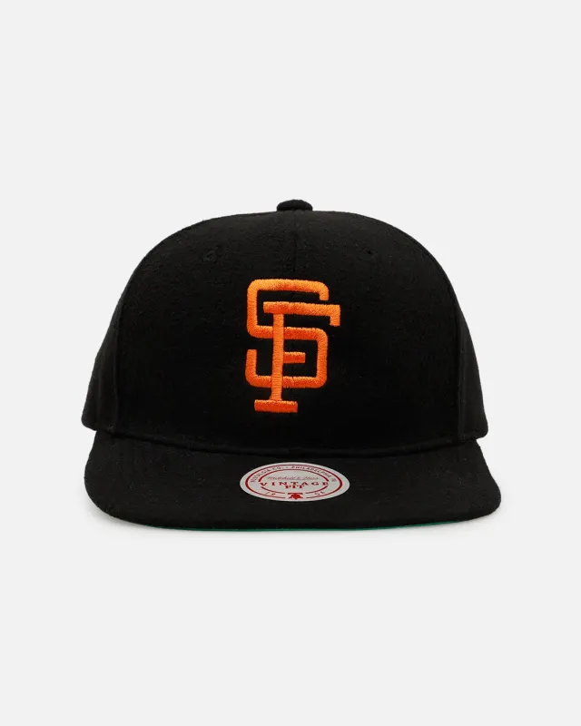 Mitchell & Ness San Francisco Giants 'Vintage Baseball' Vintage Fit Strapback Black made by Mitchell & Ness