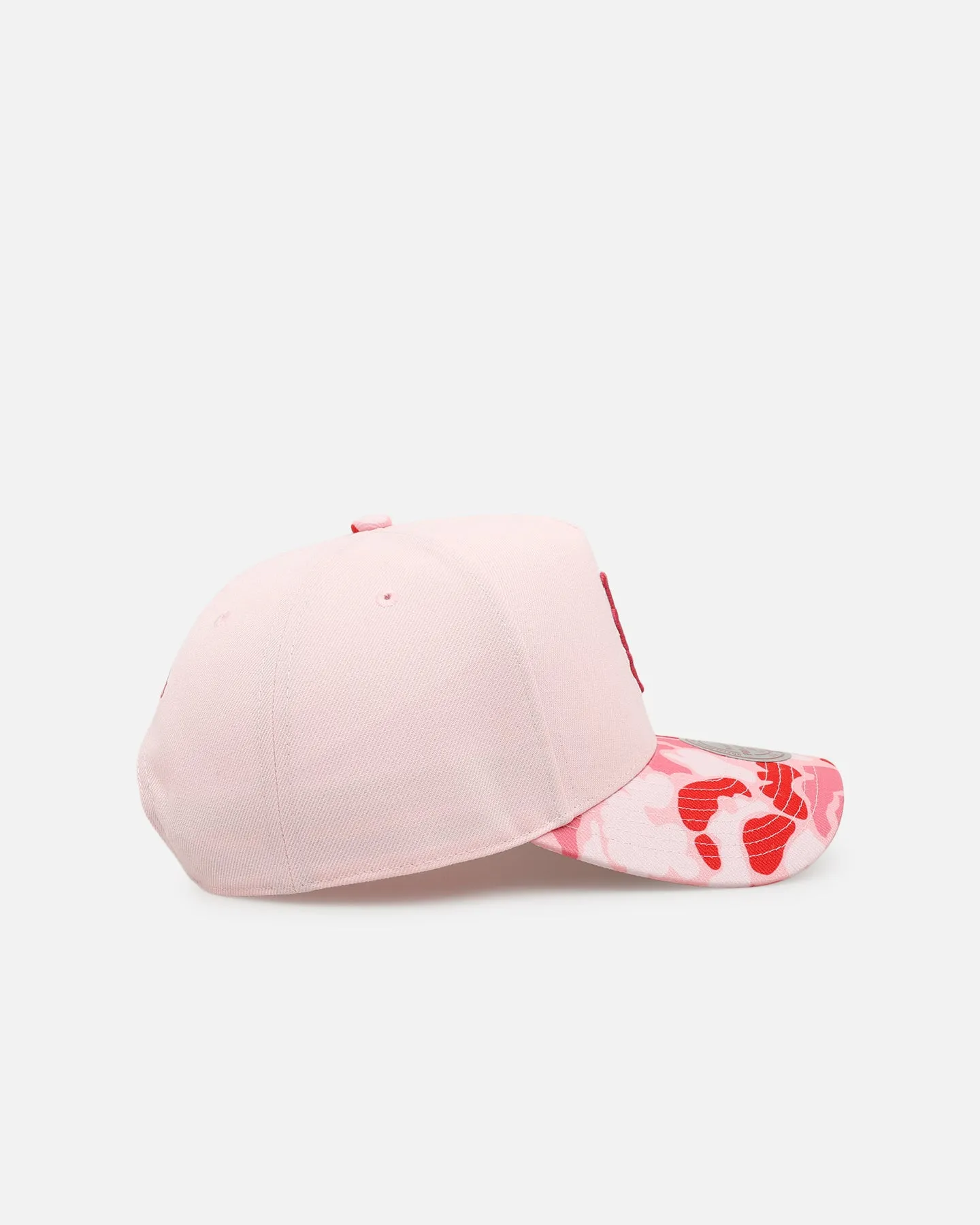 Mitchell & Ness New York Mets 'Pink Camo' Pro Pinch Snapback Pink sold by Culture Kings product image thumbnail 3