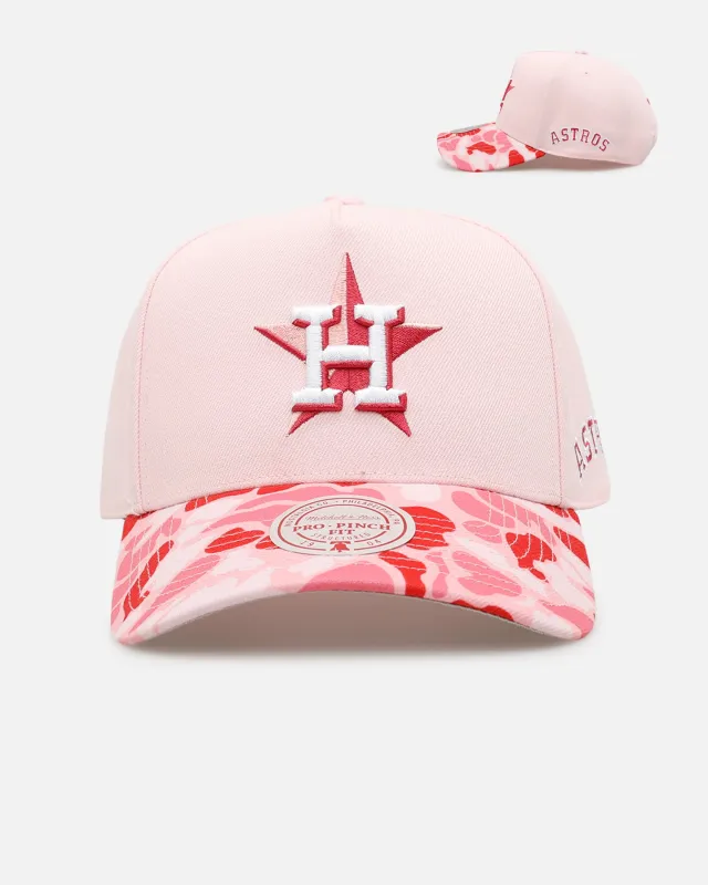 Mitchell & Ness Houston Astros 'Pink Camo' Pro Pinch Snapback Pink made by Mitchell & Ness