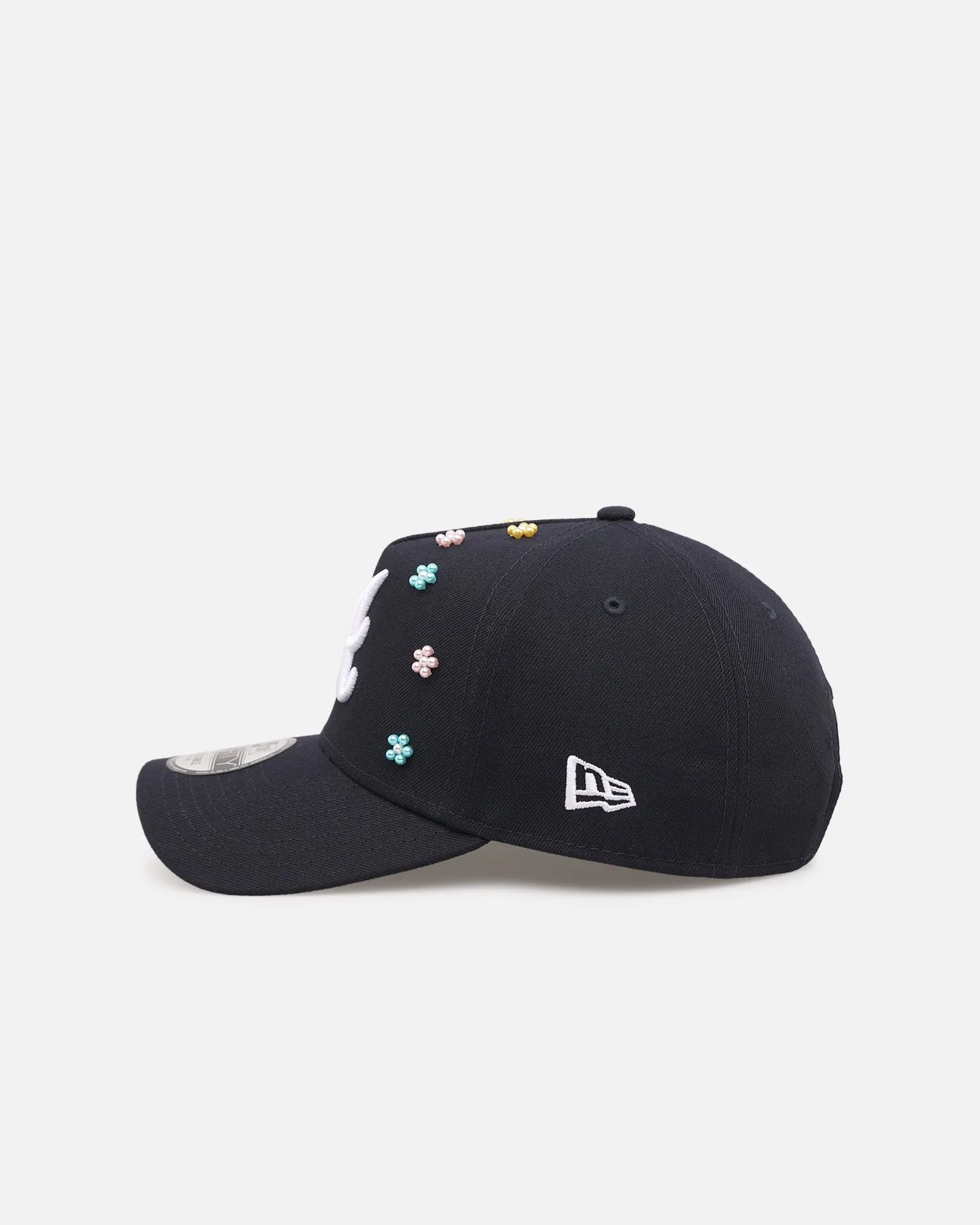 New Era Atlanta Braves 'Summer Flowers 2.0' 9FORTY A-Frame Snapback Official Team Color sold by Culture Kings product image thumbnail 4