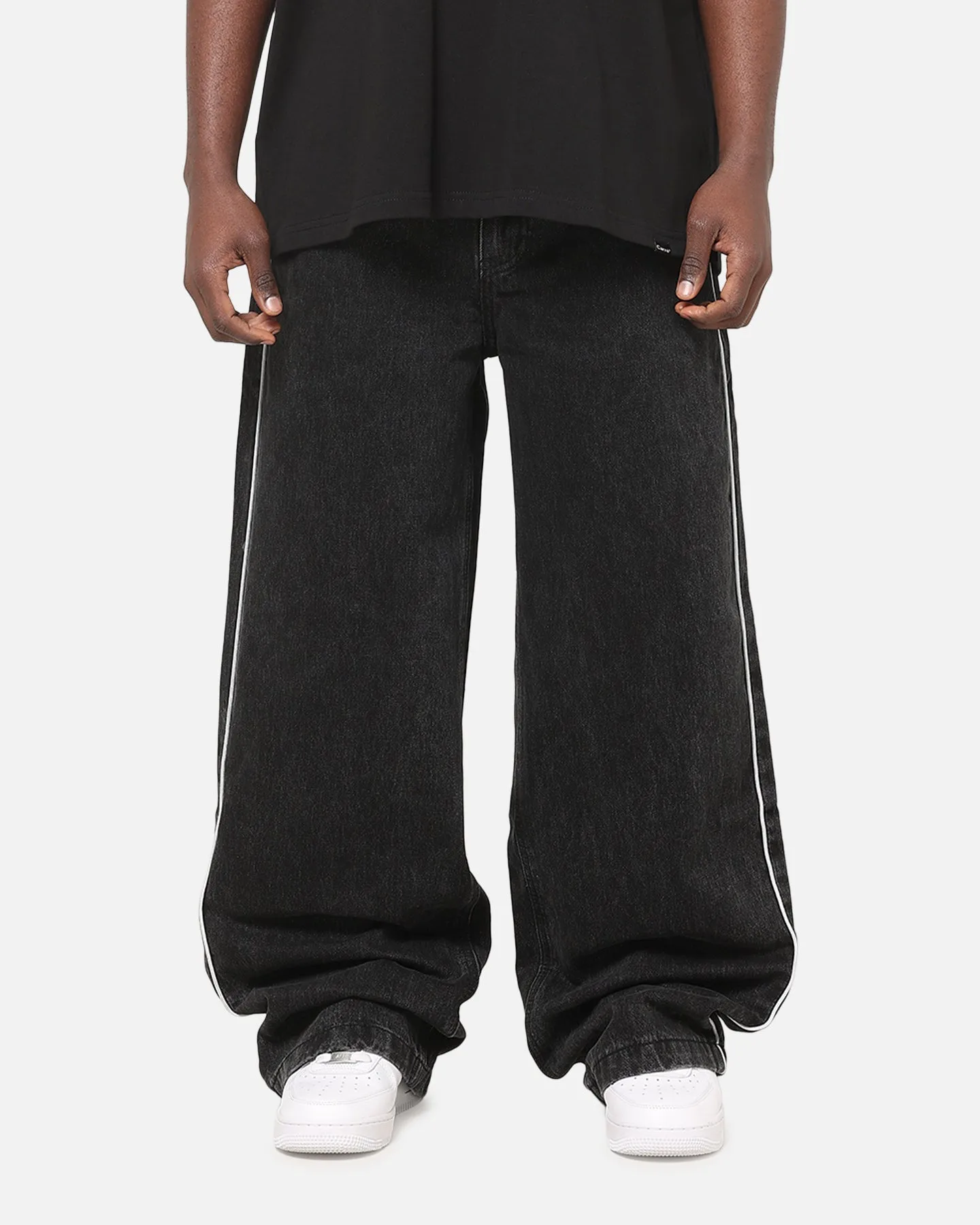 Carré Velocity Solace Jeans Black sold by Culture Kings