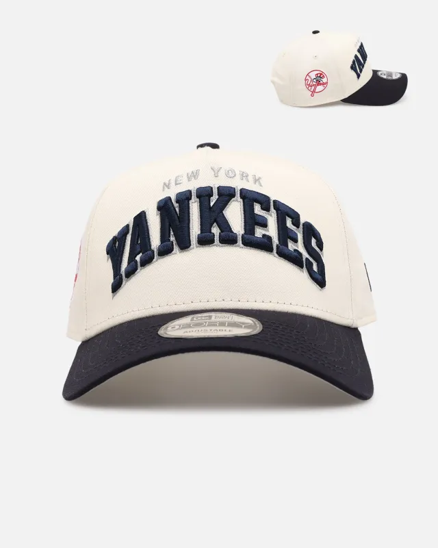 New Era New York Yankees 'Vintage Arch Logo' 9FORTY A-Frame Snapback Official Team Colors made by New Era