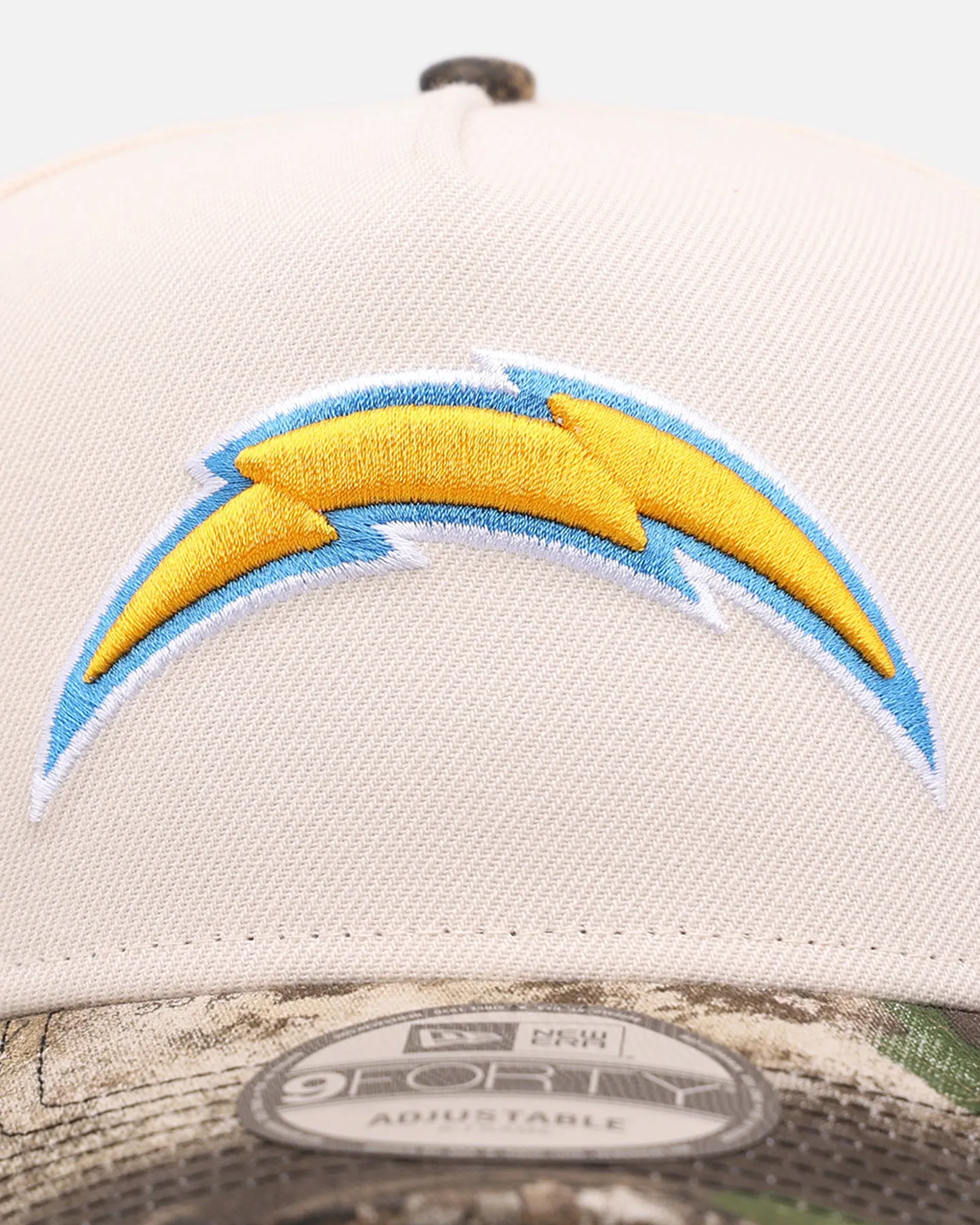 New Era Los Angeles Chargers 'Realtree Visor' 9FORTY A-Frame Snapback Cream/Camo sold by Culture Kings product image thumbnail 5