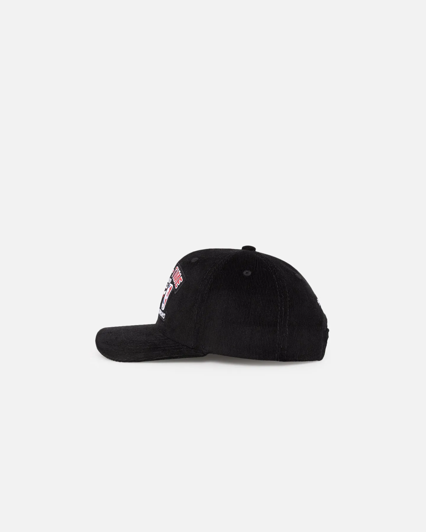 Mitchell & Ness Chicago Bulls 3 Time OG Corduroy Snapback Black sold by Culture Kings product image thumbnail 5