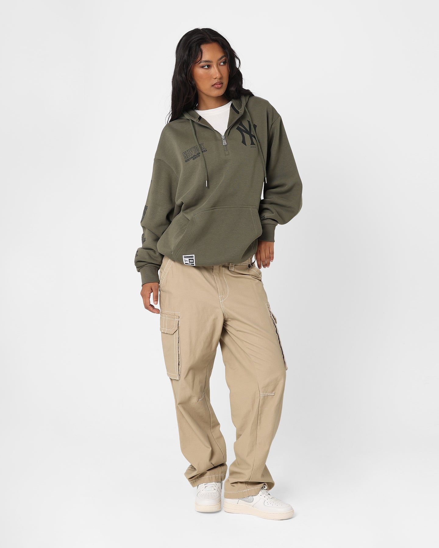 New Era New York Yankees 1/4 Zip Hoodie Green sold by Culture Kings product image thumbnail 2