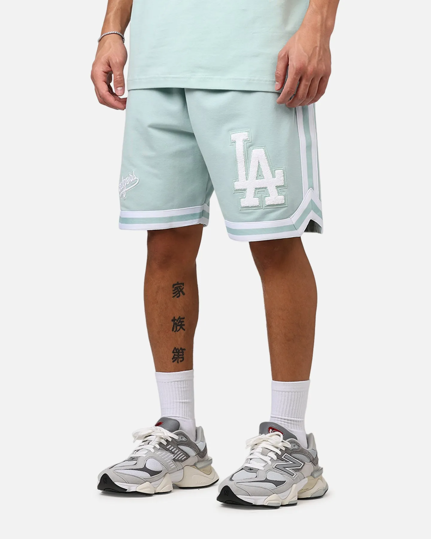 New Era Los Angeles Dodgers 'Logo Select Mint' Shorts Mint/White sold by Culture Kings product image thumbnail 4
