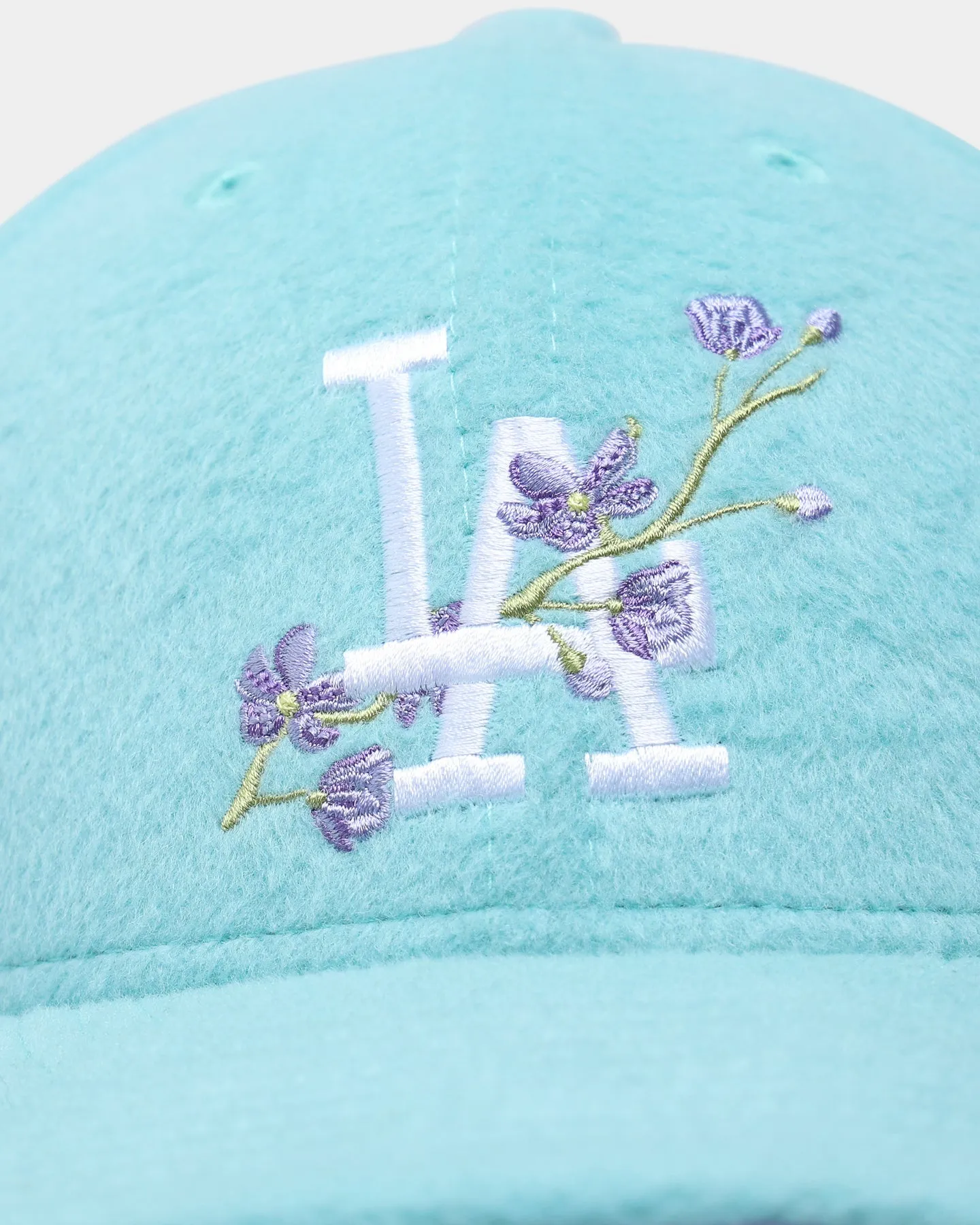 New Era Women's Los Angeles Dodgers Low Profile 59FIFTY Fitted Blue Tint sold by Culture Kings product image thumbnail 5