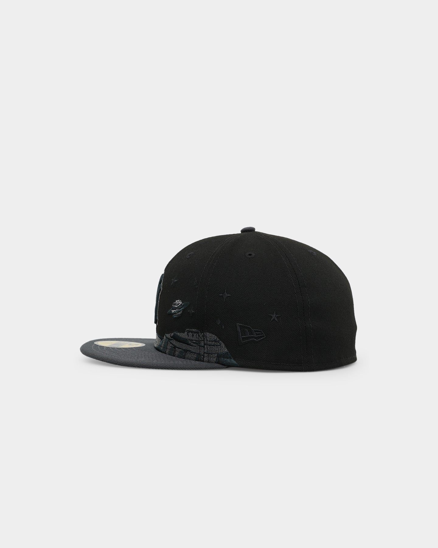 New Era New York Yankees Planetary 59FIFTY Fitted Black sold by Culture Kings product image thumbnail 4