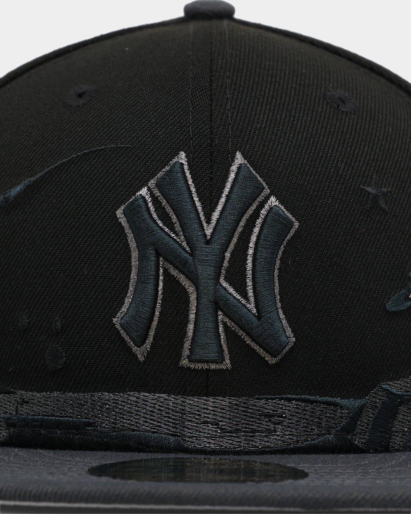 New Era New York Yankees Planetary 59FIFTY Fitted Black sold by Culture Kings product image thumbnail 5