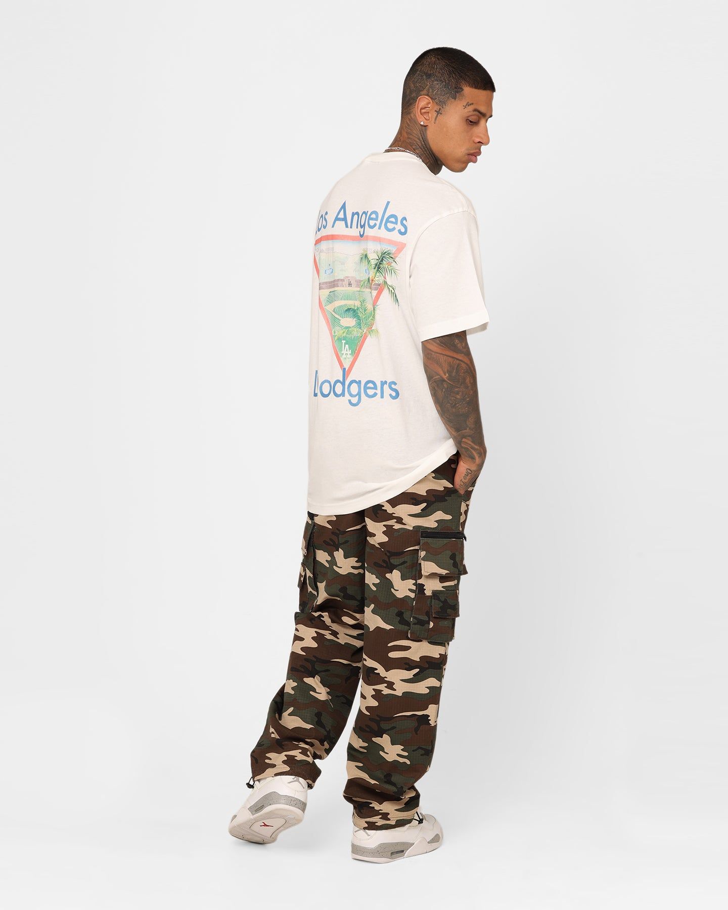 Majestic Athletic Los Angeles Dodgers MLB Resort T-Shirt Vintage White sold by Culture Kings product image thumbnail 3