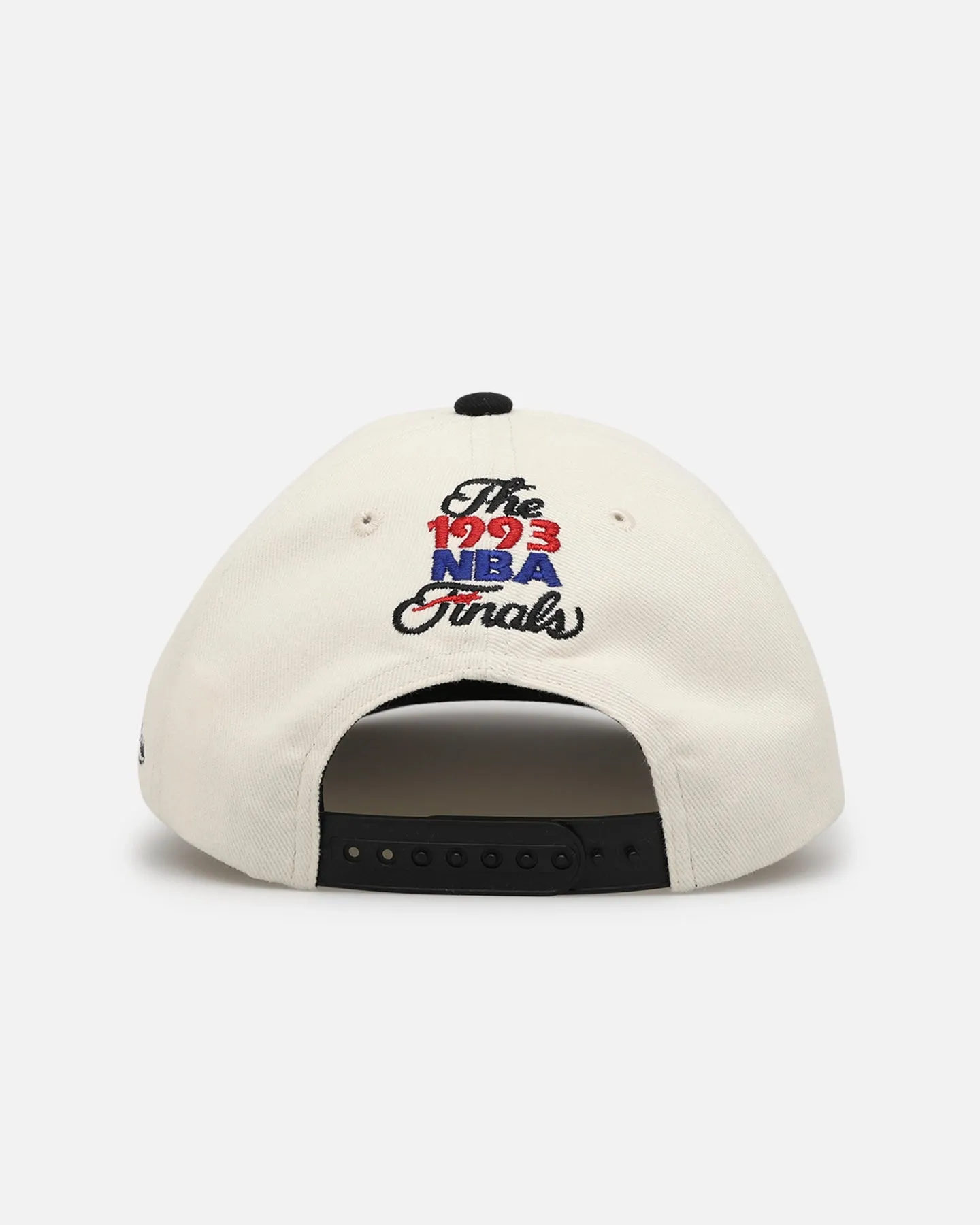 Mitchell & Ness Chicago Bulls x Phoenix Suns 1993 NBA Finals Snapback Cream/Black sold by Culture Kings product image thumbnail 2