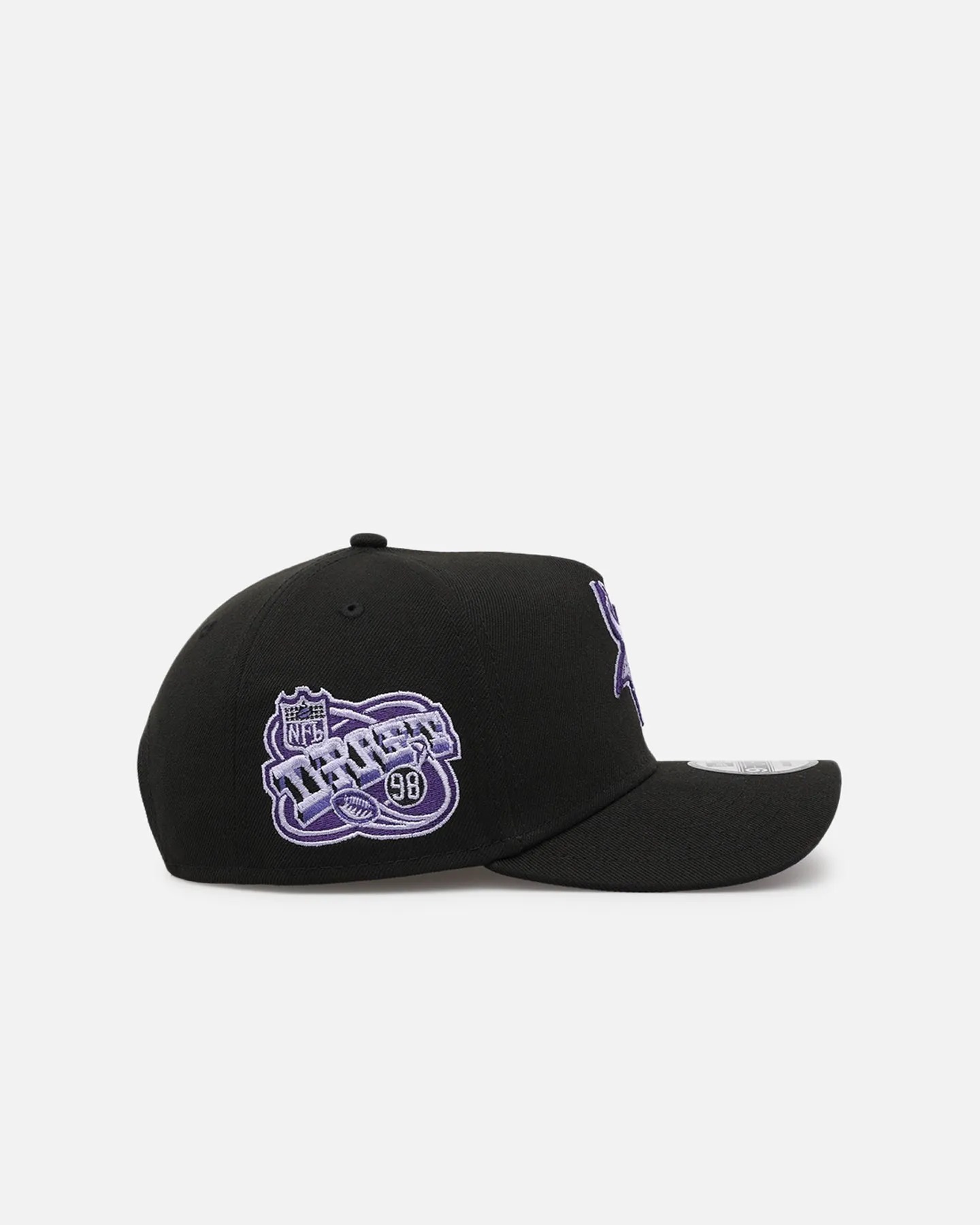 New Era Minnesota Vikings 'Purple Haze' 9FORTY A-Frame Snapback Black/Purple sold by Culture Kings product image thumbnail 3