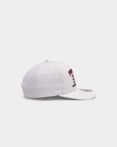 New Era Chicago Bulls Throwback Champs Old Golfer Snapback White sold by Culture Kings