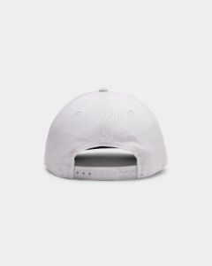 New Era Chicago Bulls Throwback Champs Old Golfer Snapback White sold by Culture Kings