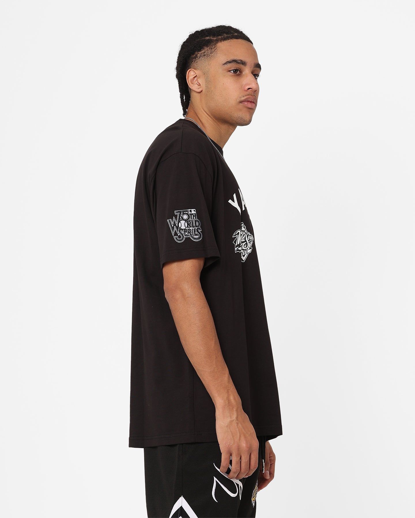 New Era New York Yankees Oversized T-Shirt Black sold by Culture Kings product image thumbnail 5