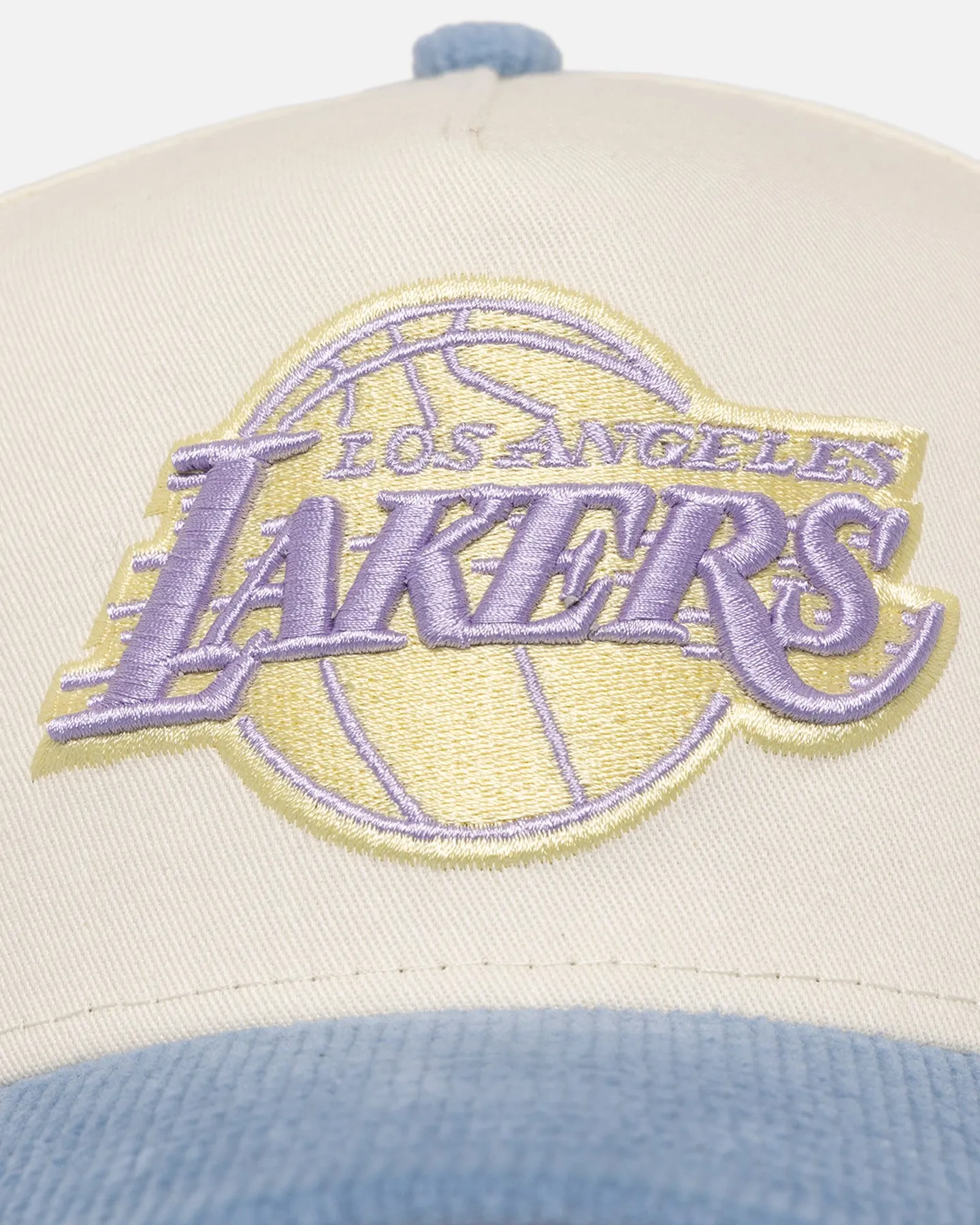 New Era Los Angeles Lakers 'Easter Corduroy' 9FORTY A-Frame Snapback White/Blue sold by Culture Kings product image thumbnail 4