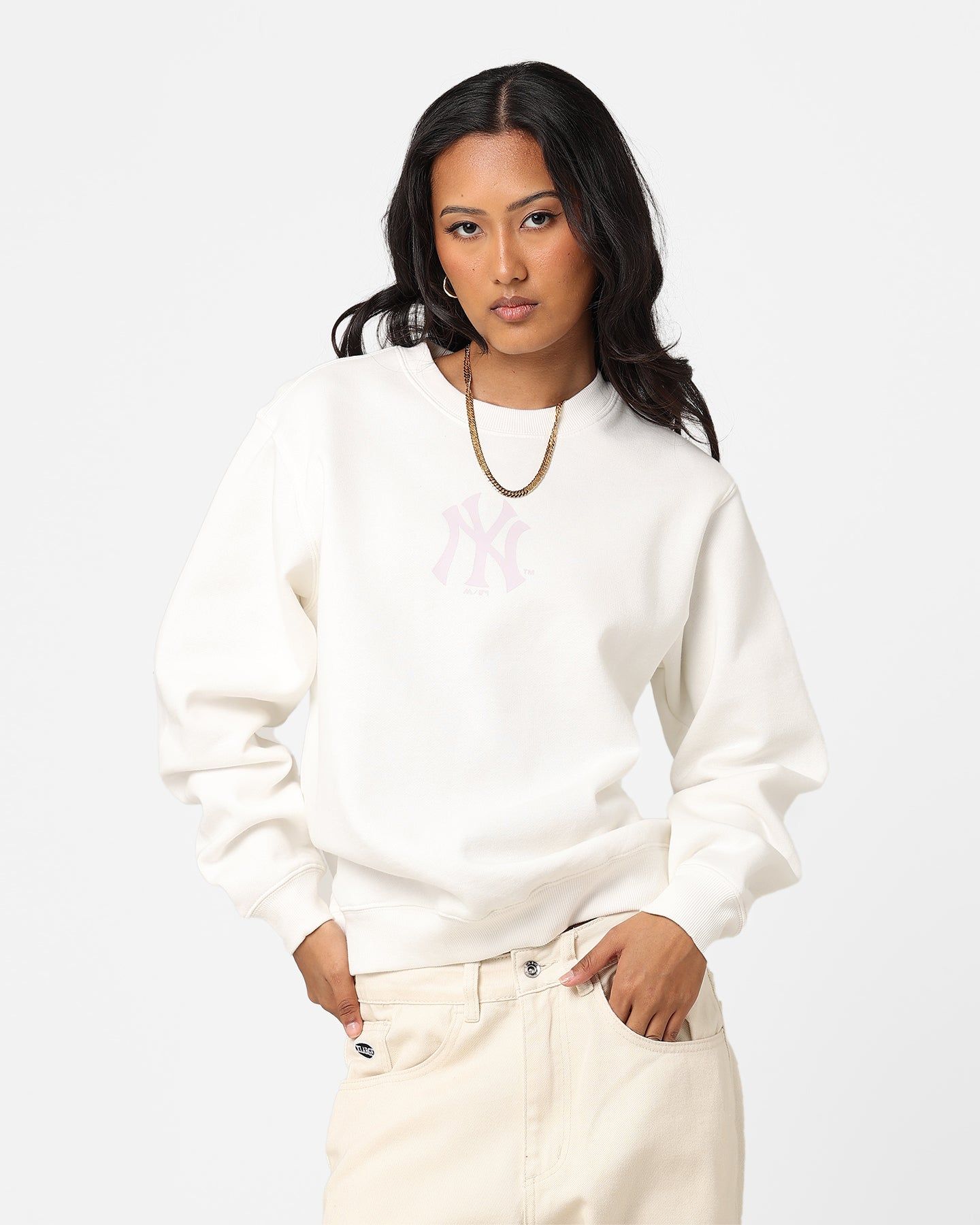 Majestic Athletic Women's New York Yankees Script Back Crewneck Vintage White sold by Culture Kings