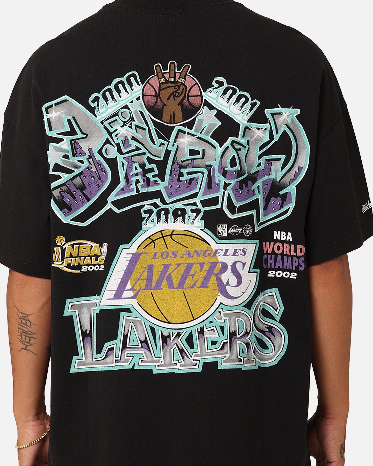 Mitchell & Ness Los Angeles Lakers Graffiti T-Shirt Black sold by Culture Kings product image thumbnail 5