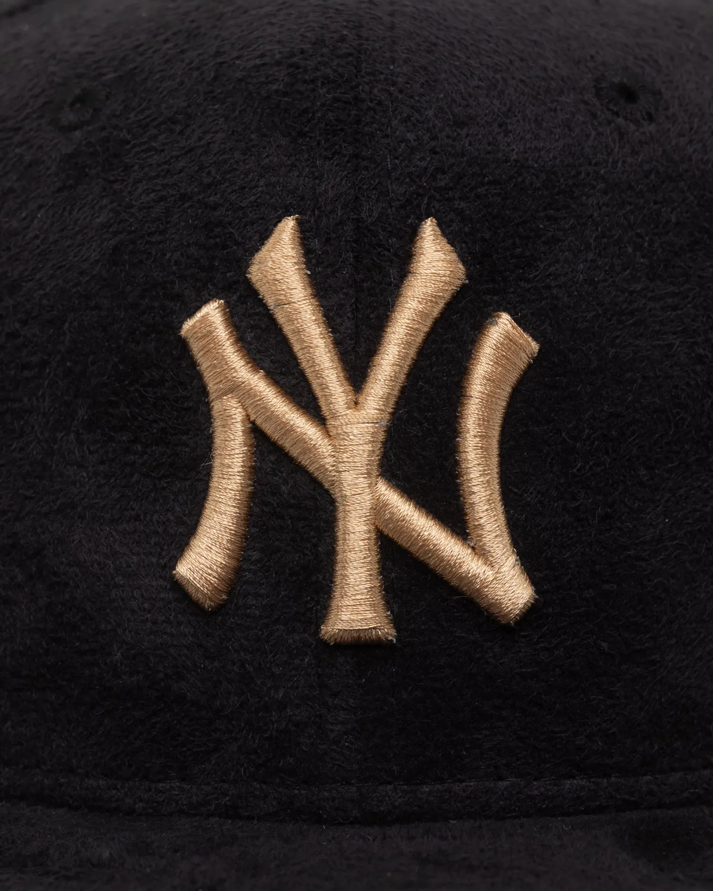 New Era New York Yankees 'Black Tan Suede' 59FIFTY Fitted Black/Tan sold by Culture Kings product image thumbnail 5