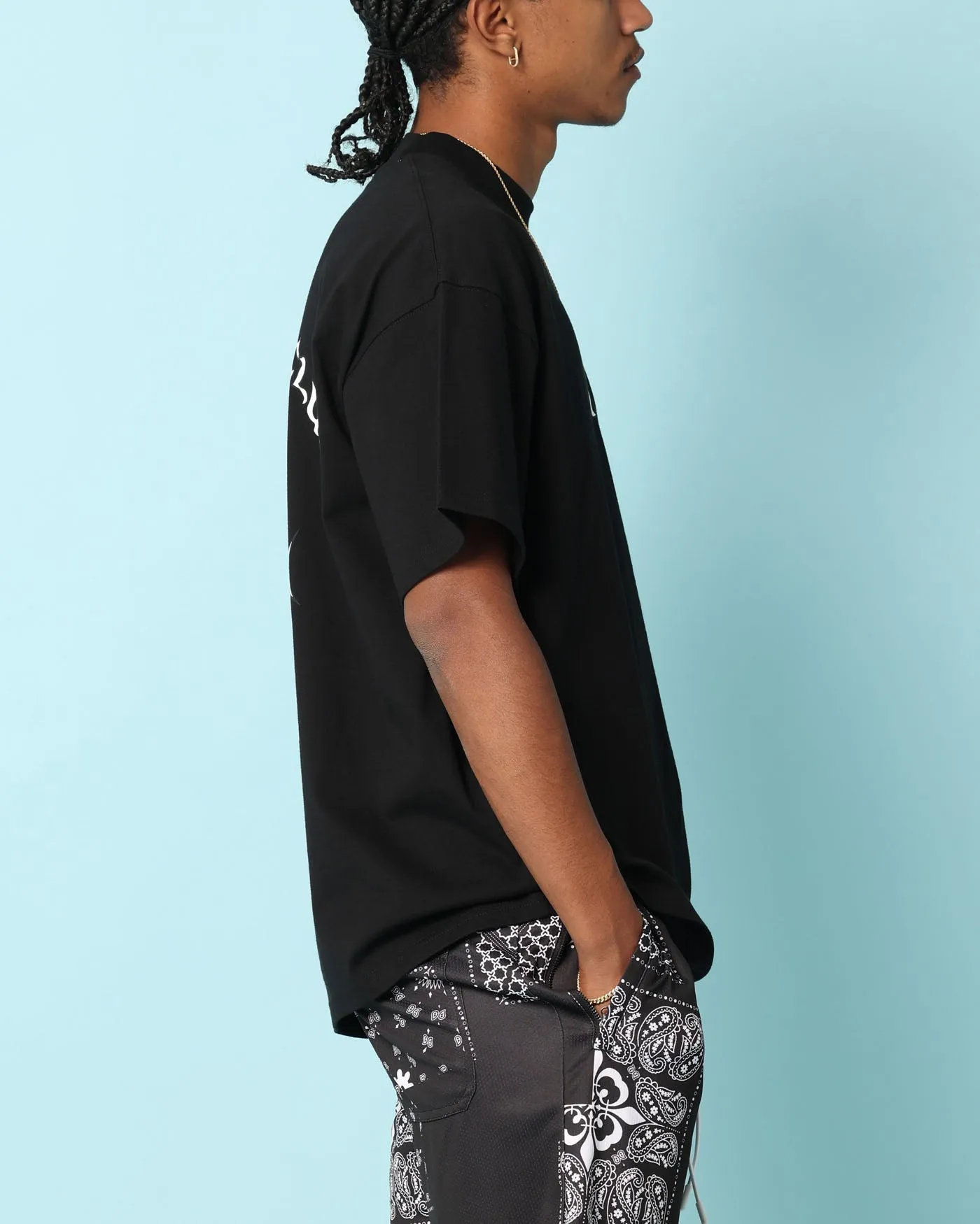 Carré Members Only Oversized T-Shirt Black sold by Culture Kings product image thumbnail 4