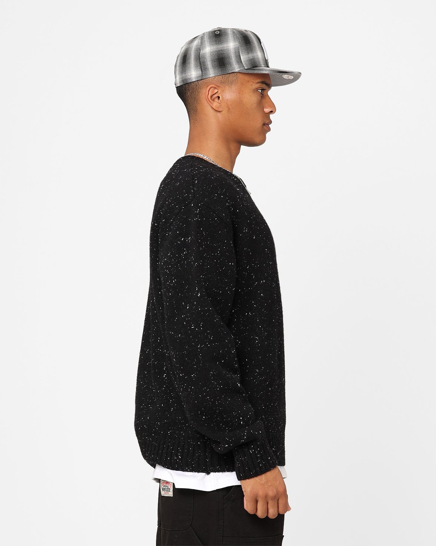 New Era New York Yankees Oversized Knit Sweater Black sold by Culture Kings product image thumbnail 5