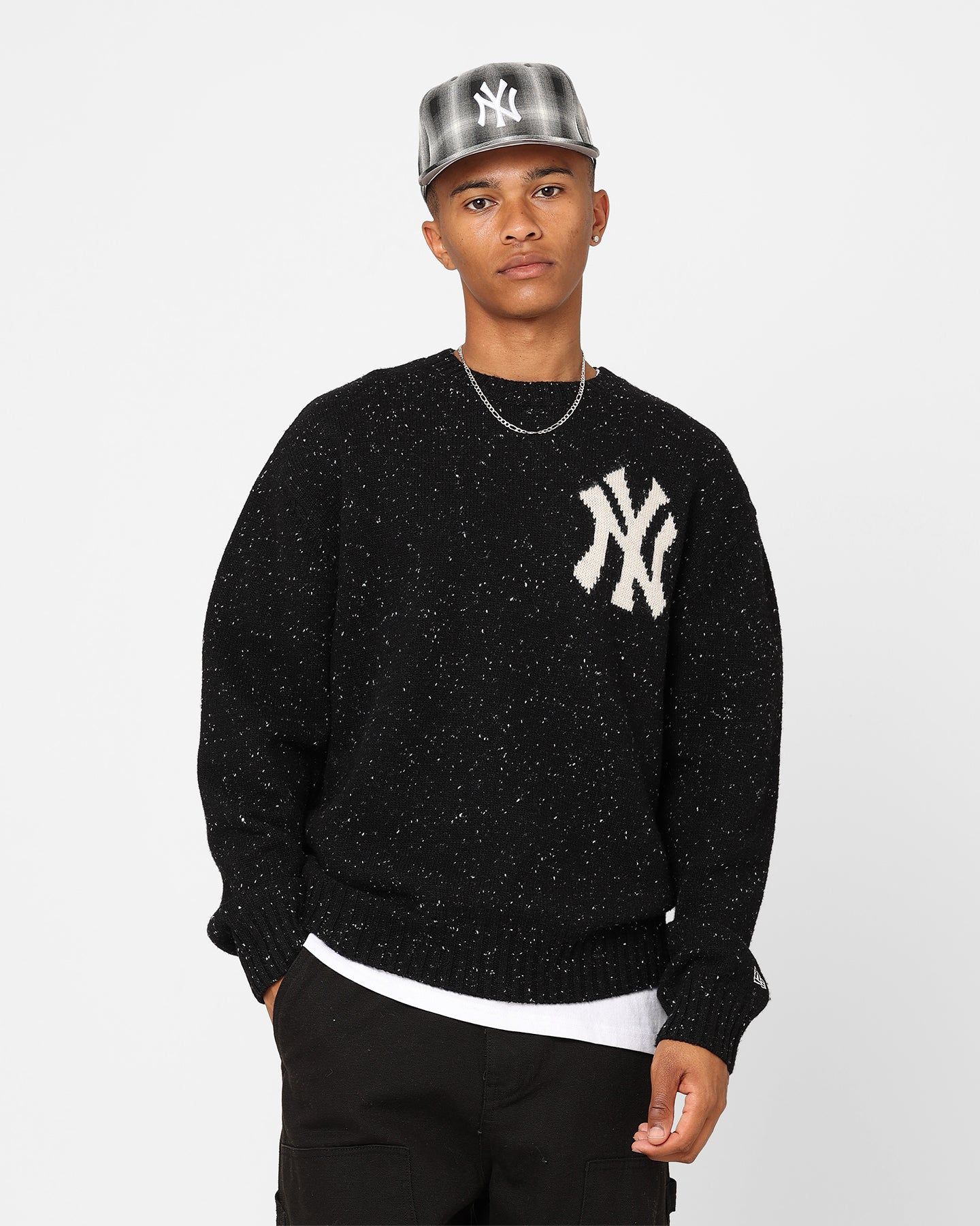 New Era New York Yankees Oversized Knit Sweater Black sold by Culture Kings