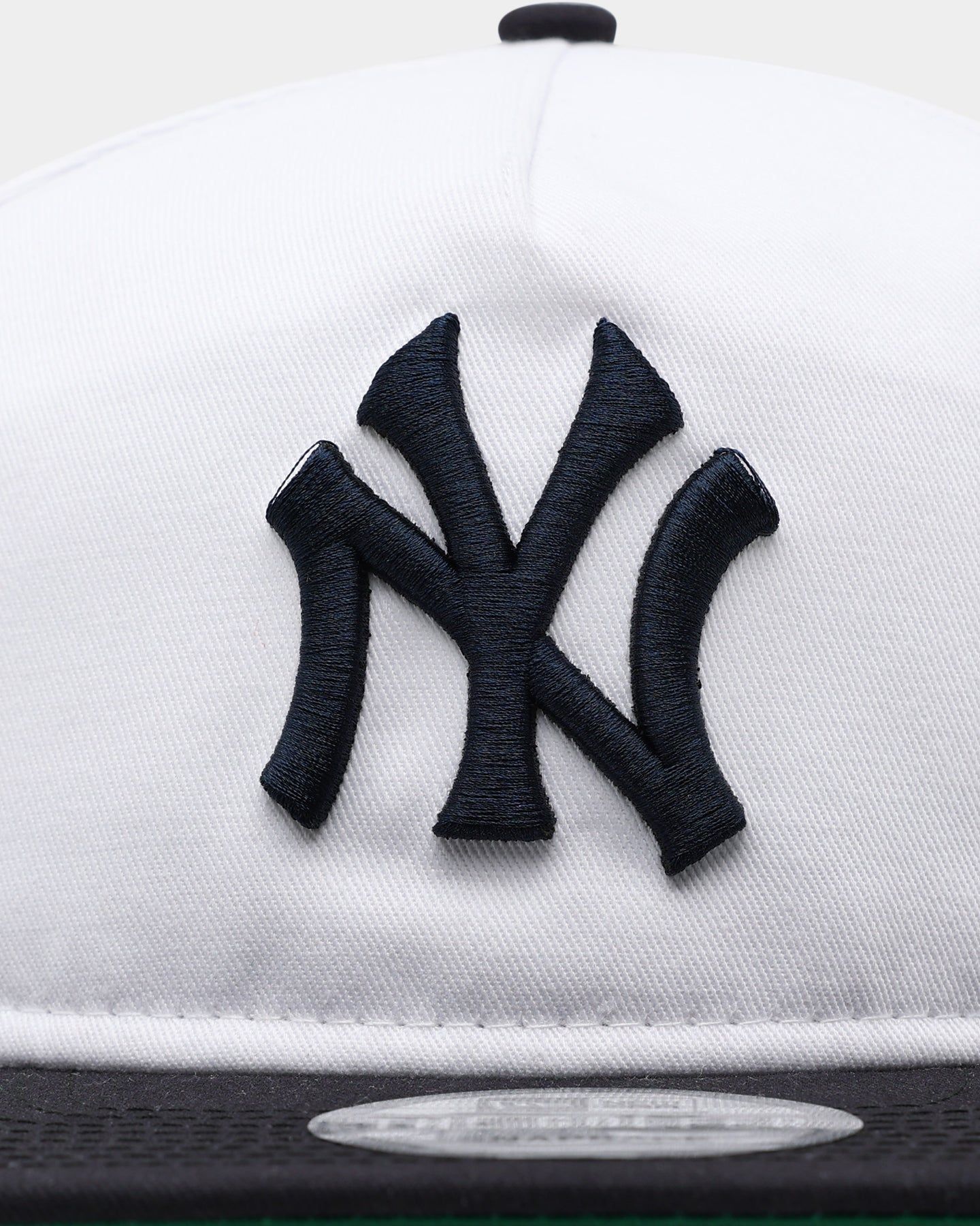 New Era New York Yankees 2-Tone Golfer Snapback White/Navy sold by Culture Kings product image thumbnail 5