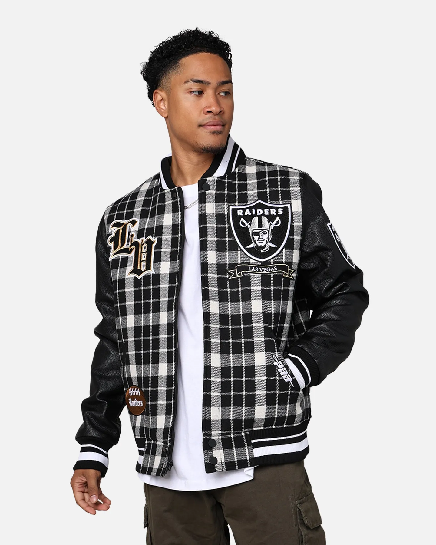 Pro Standard Las Vegas Raiders Pro Prep Plaid Jacket White/Black sold by Culture Kings
