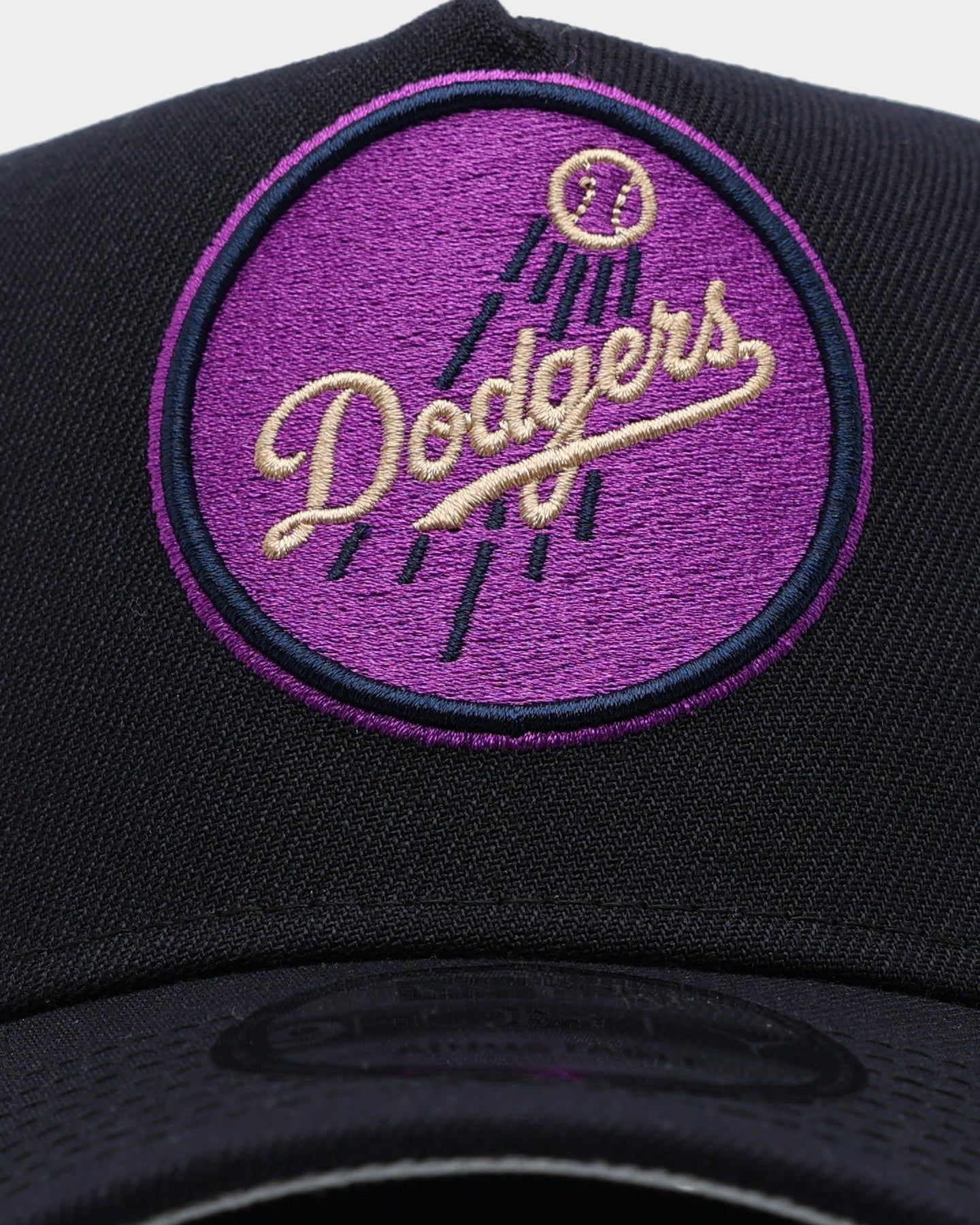 New Era Los Angeles Dodgers 'Acai' 9FORTY A-Frame Snapback Navy/Magenta sold by Culture Kings product image thumbnail 5