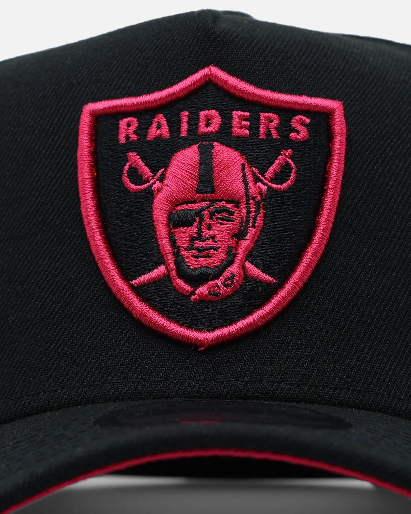 New Era Las Vegas Raiders 'Rose Nights' 9FORTY A-Frame Snapback Black sold by Culture Kings product image thumbnail 5