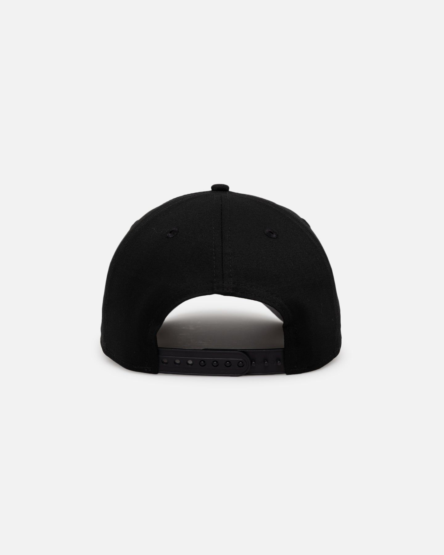 New Era Los Angeles Lakers 'Gothic Arch' 9FORTY A-Frame Snapback Black/White sold by Culture Kings product image thumbnail 2