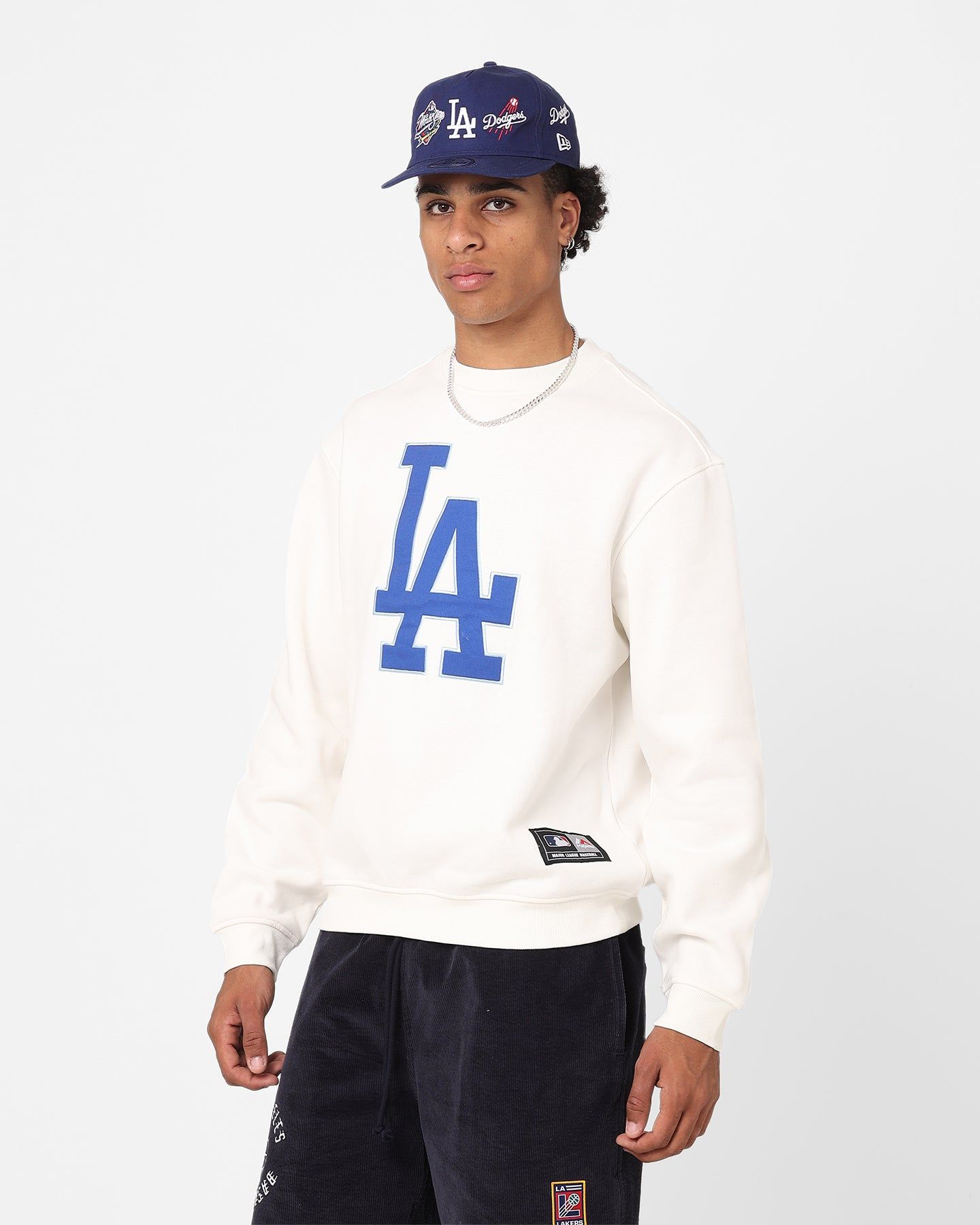 Majestic Athletic Los Angeles Dodgers Logo Applique Crewneck Vintage White sold by Culture Kings product image thumbnail 6