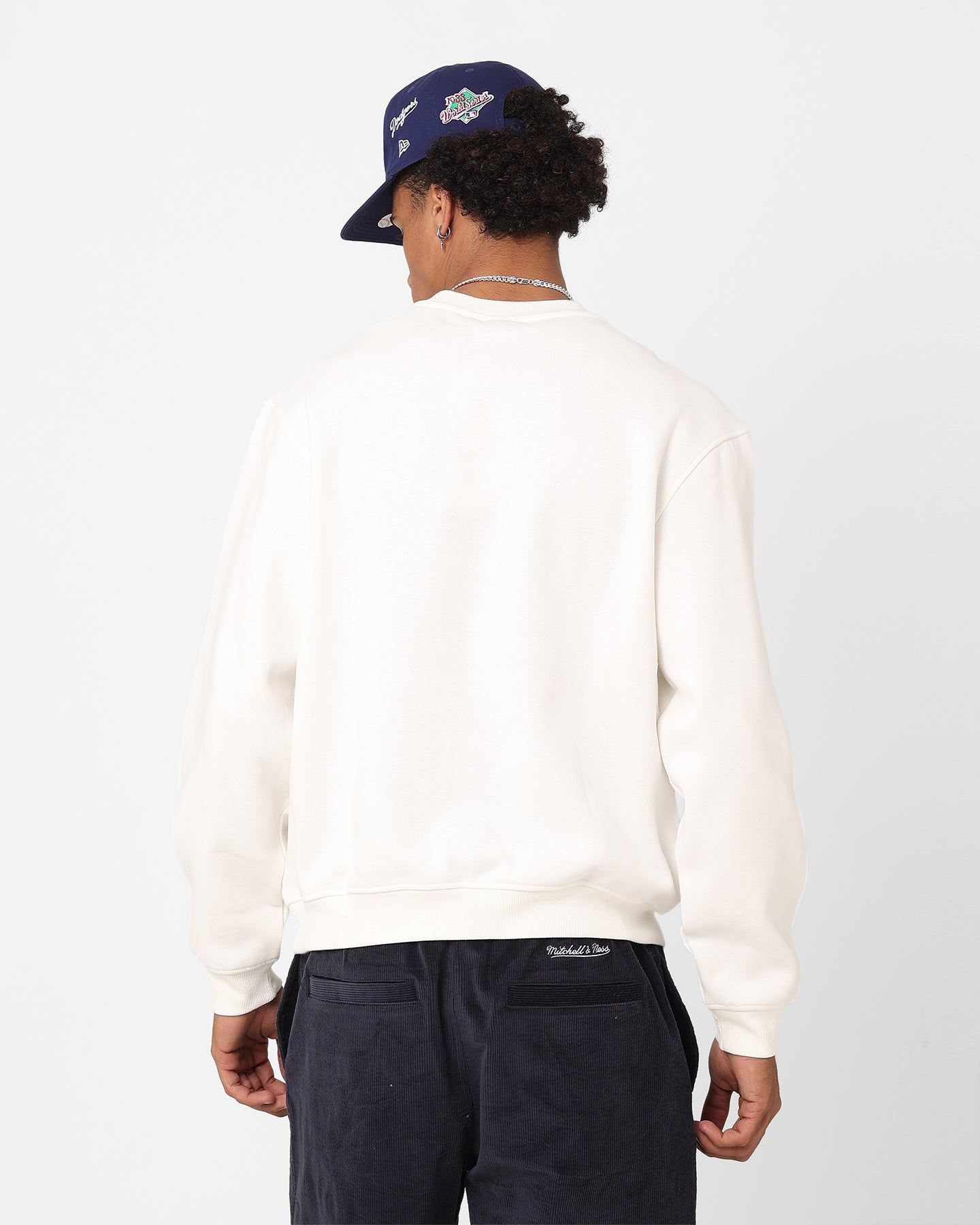 Majestic Athletic Los Angeles Dodgers Logo Applique Crewneck Vintage White sold by Culture Kings product image thumbnail 4