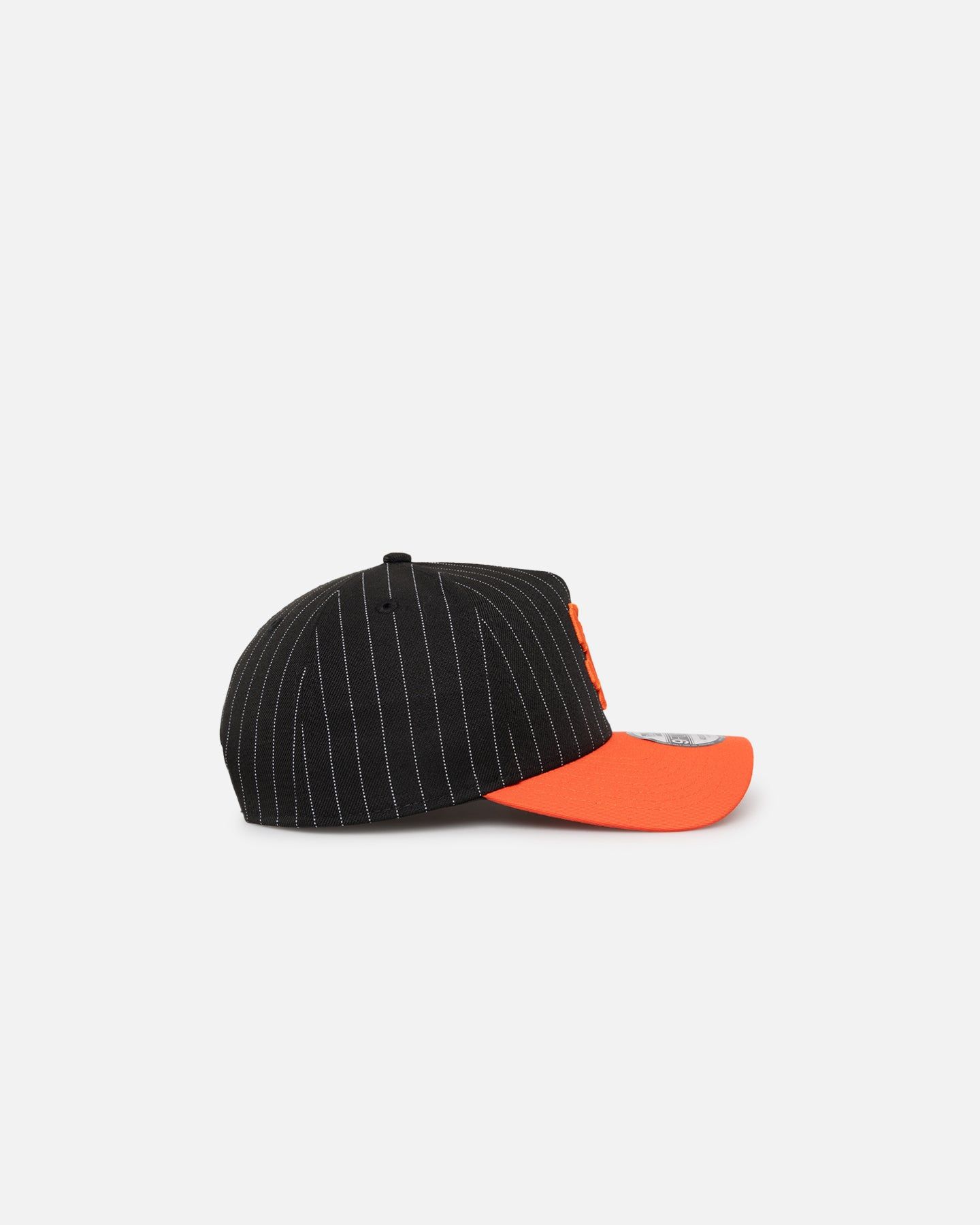 New Era San Francisco Giants '2-Tone Pinstripe' 9FORTY A-Frame Snapback Pinstripe sold by Culture Kings product image thumbnail 3