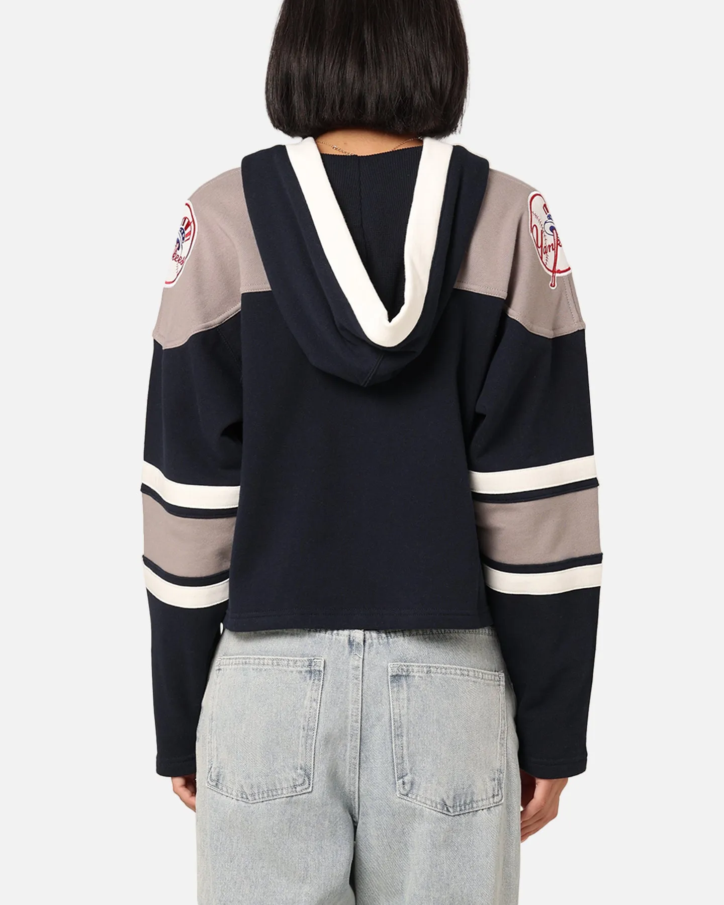 47 Brand Women's New York Yankees Cropped Lacer Hoodie Fall Navy sold by Culture Kings product image thumbnail 4
