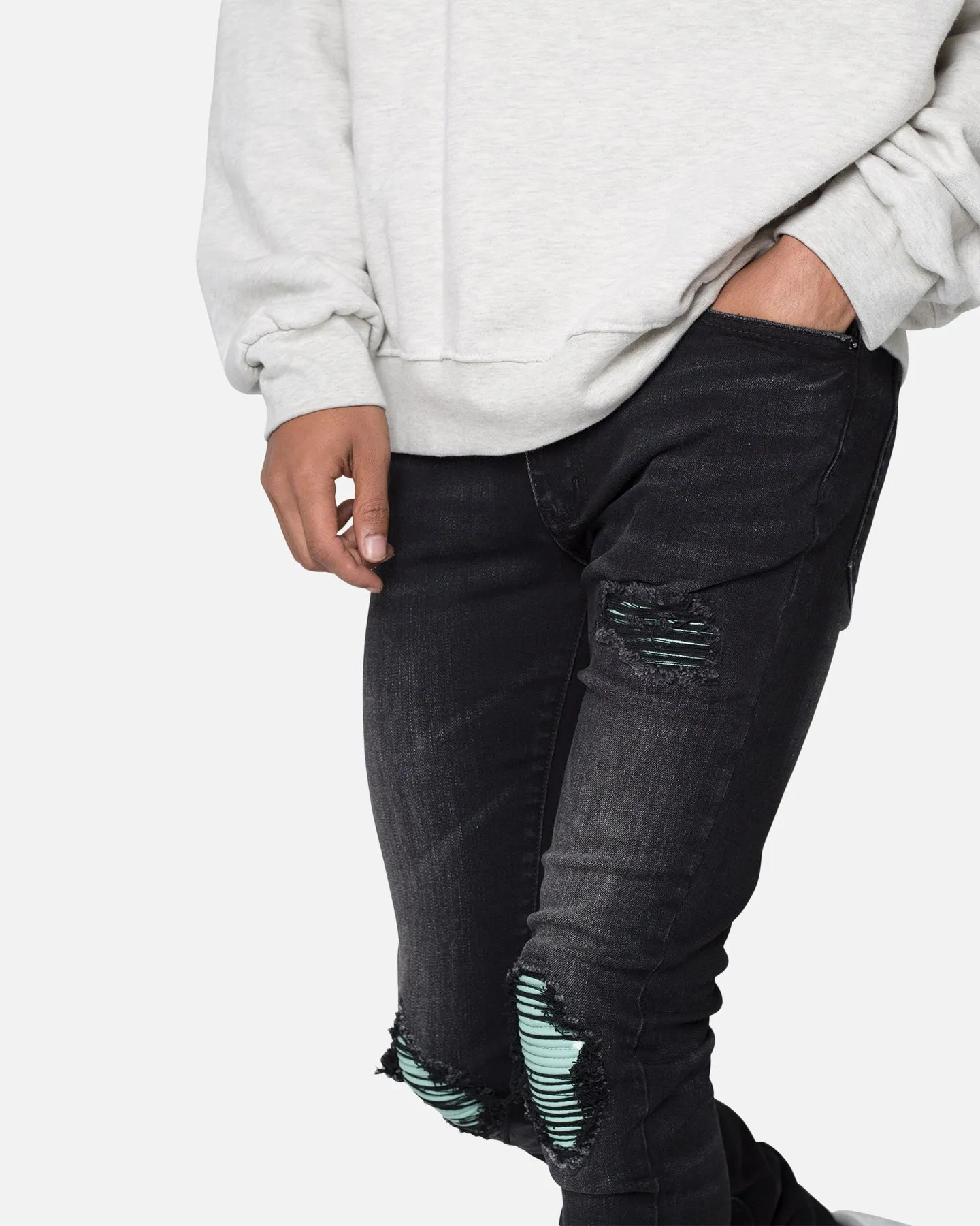 MNML X559 Skinny Denim Jeans Black/Green sold by Culture Kings product image thumbnail 5