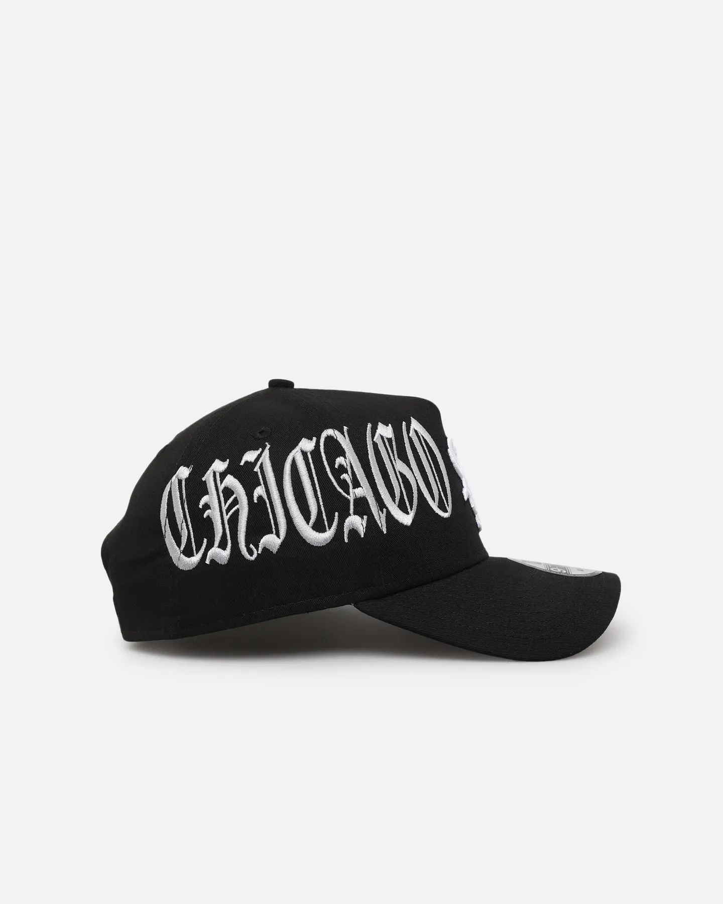 New Era Chicago White Sox 'Gothic Script' 9FORTY A-Frame Snapback Black/Grey sold by Culture Kings product image thumbnail 3