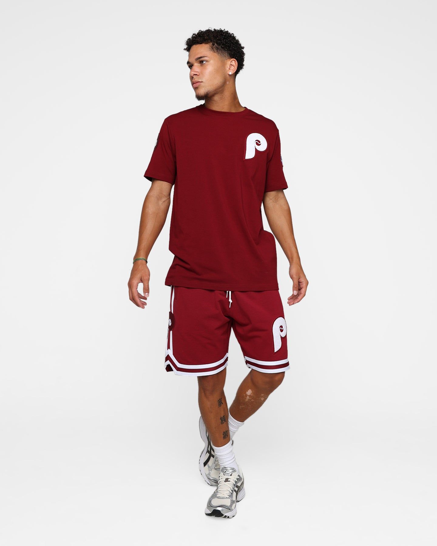 New Era Philadelphia Phillies Logo Select Shorts Red sold by Culture Kings product image thumbnail 2