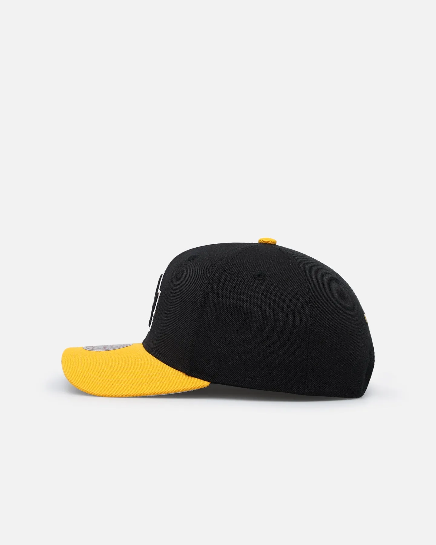 Mitchell & Ness Los Angeles Dodgers "Enter The Dragon" Pro Crown Snapback Black/Ochre sold by Culture Kings product image thumbnail 4