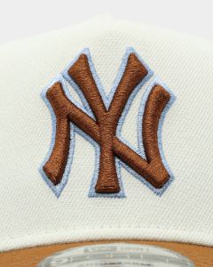 New Era New York Yankees 'Toasted Peanut' 2-Tone 9FORTY A-Frame Snapback White sold by Culture Kings