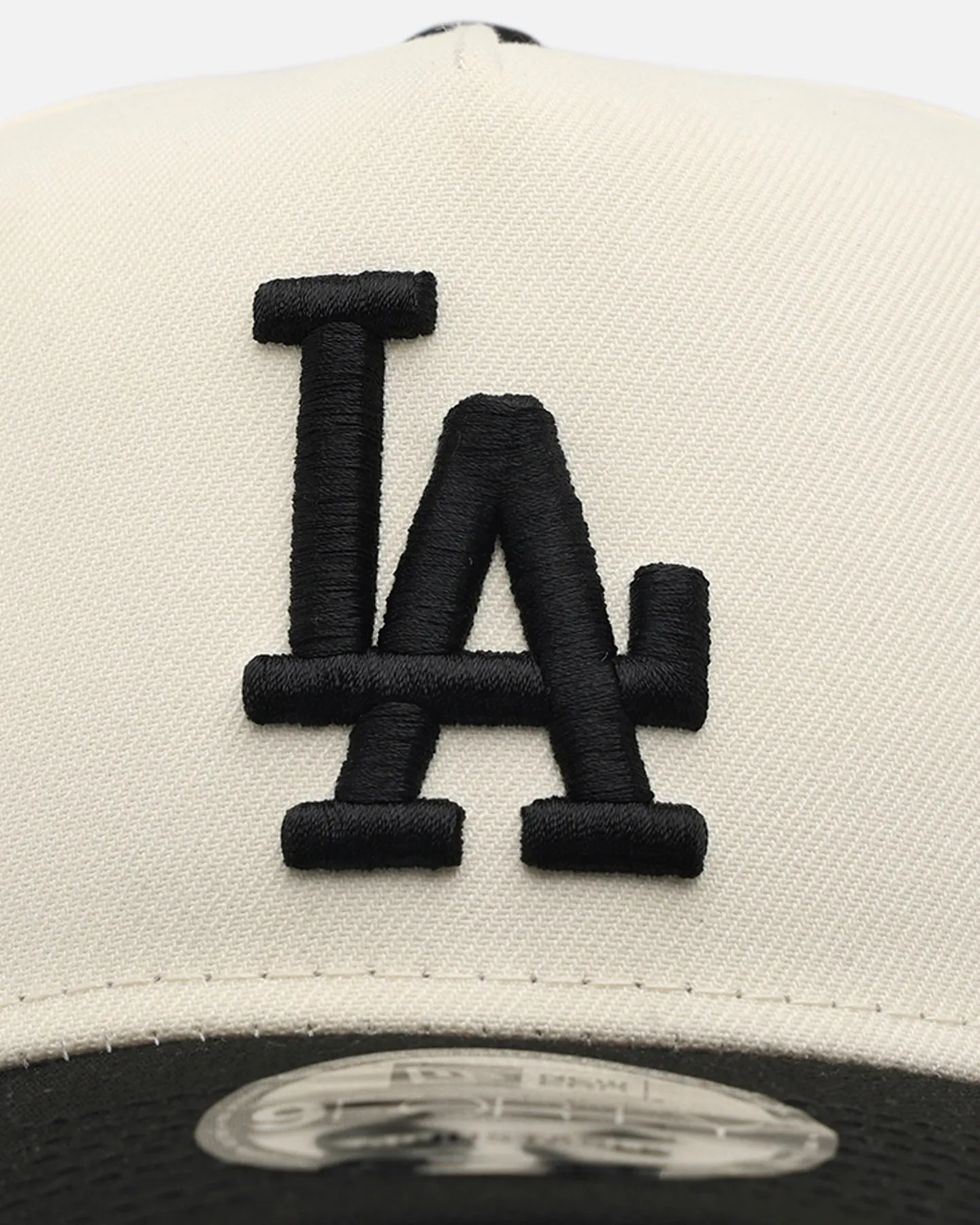New Era Los Angeles Dodgers 'Viva Los Dodgers' 9FORTY A-Frame Snapback Chrome/Black sold by Culture Kings product image thumbnail 5