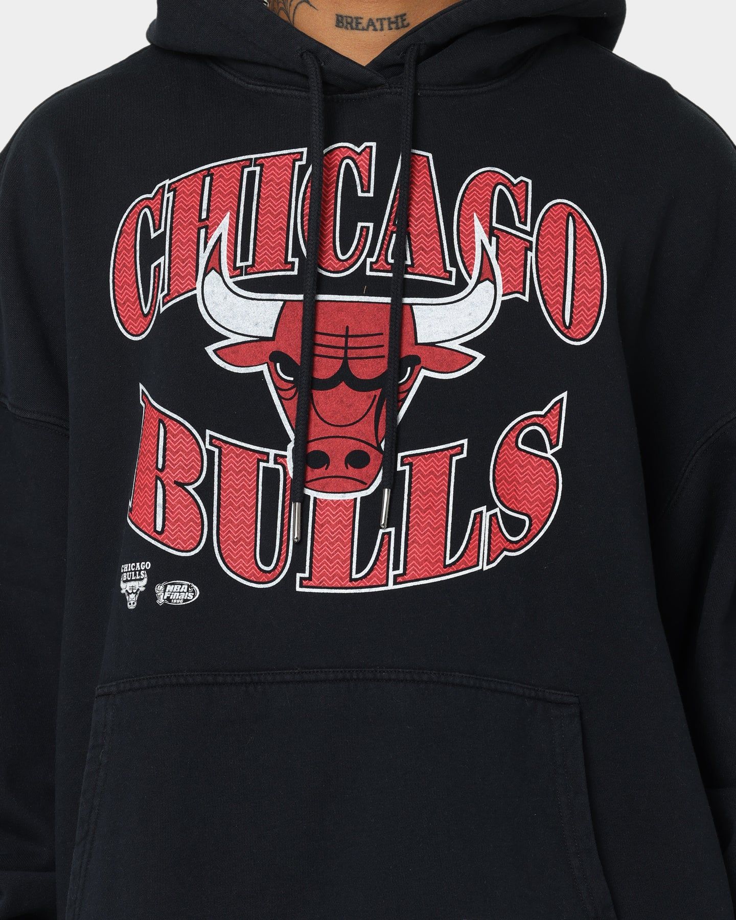 Mitchell & Ness Chicago Bulls Point Guard Hoodie Faded Black sold by Culture Kings product image thumbnail 3