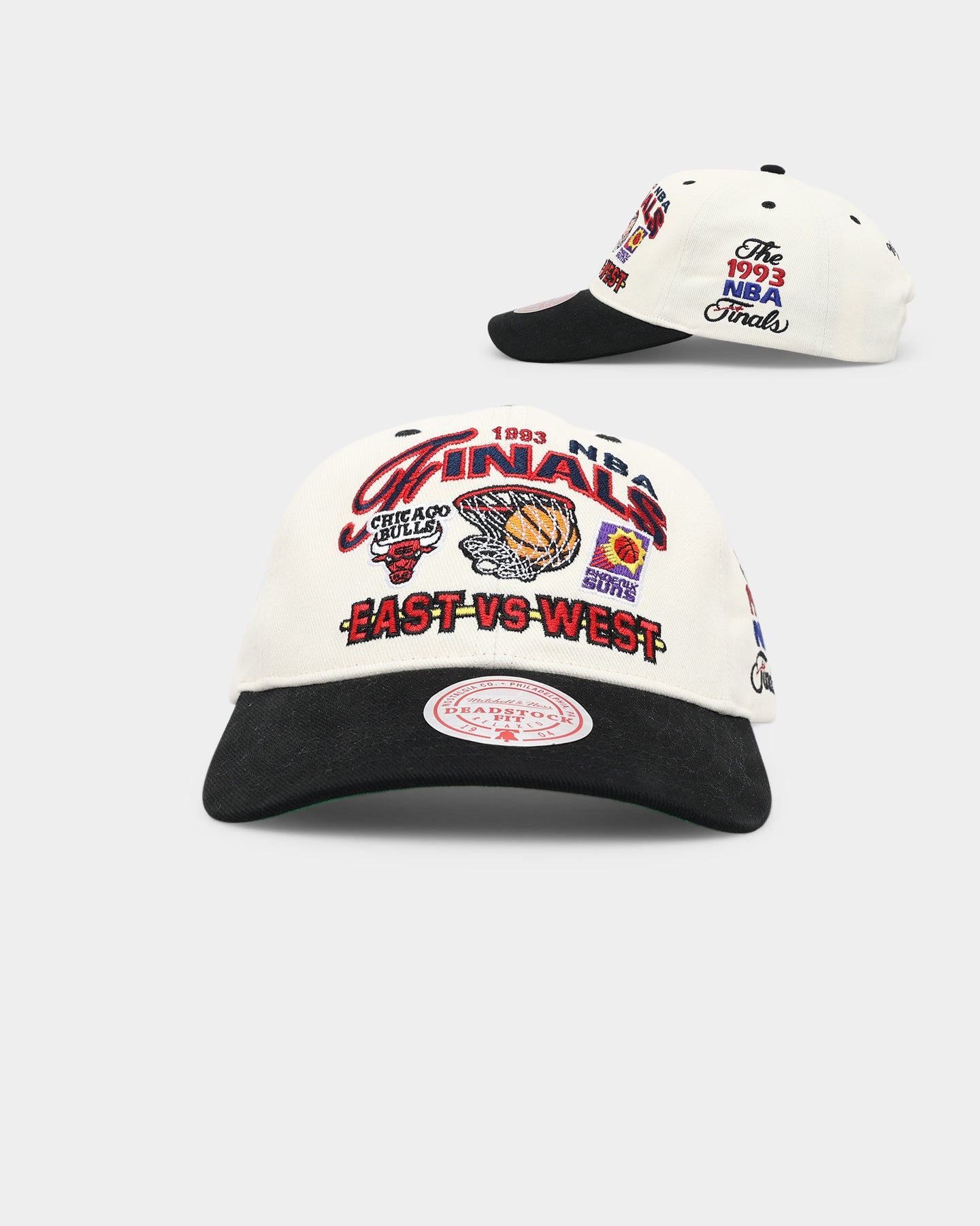 Mitchell & Ness Chicago Bulls 'Versus' Phoenix Suns Deadstock Snapback Off White/Black sold by Culture Kings