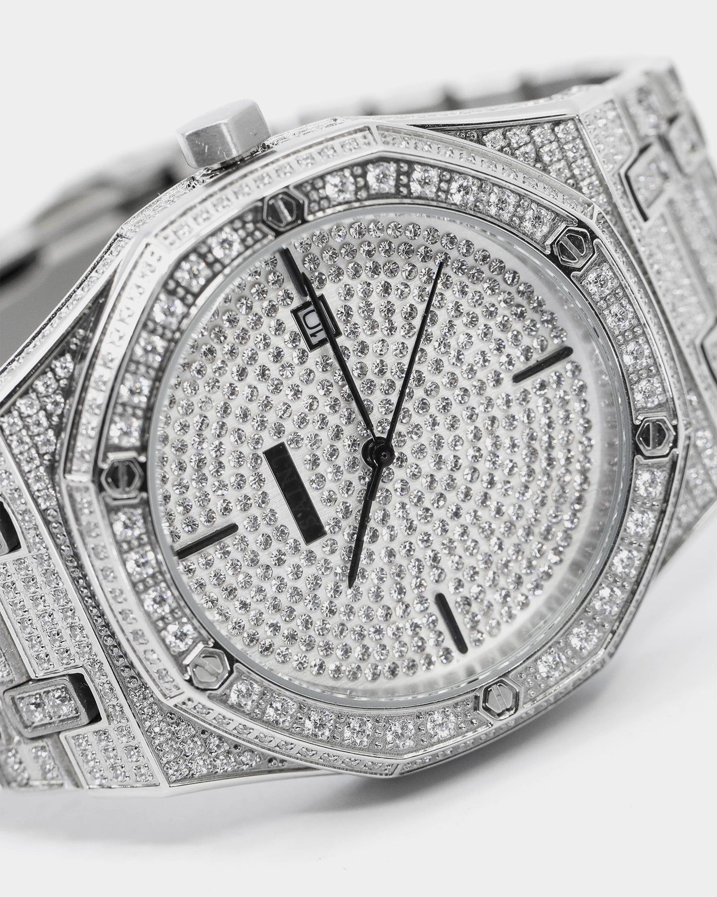 Saint Morta Medio Premierre Watch Iced Silver sold by Culture Kings product image thumbnail 3