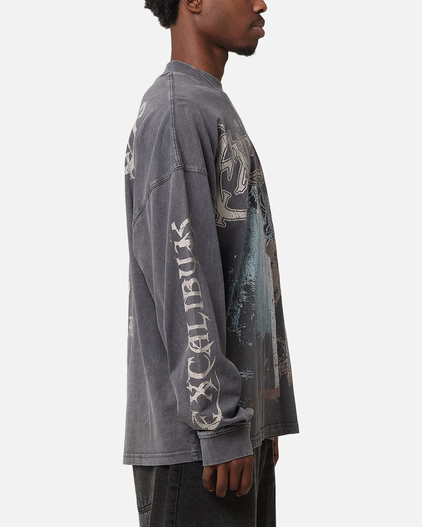 Loiter Excalibur Long Sleeve T-Shirt Washed Black | Parallel