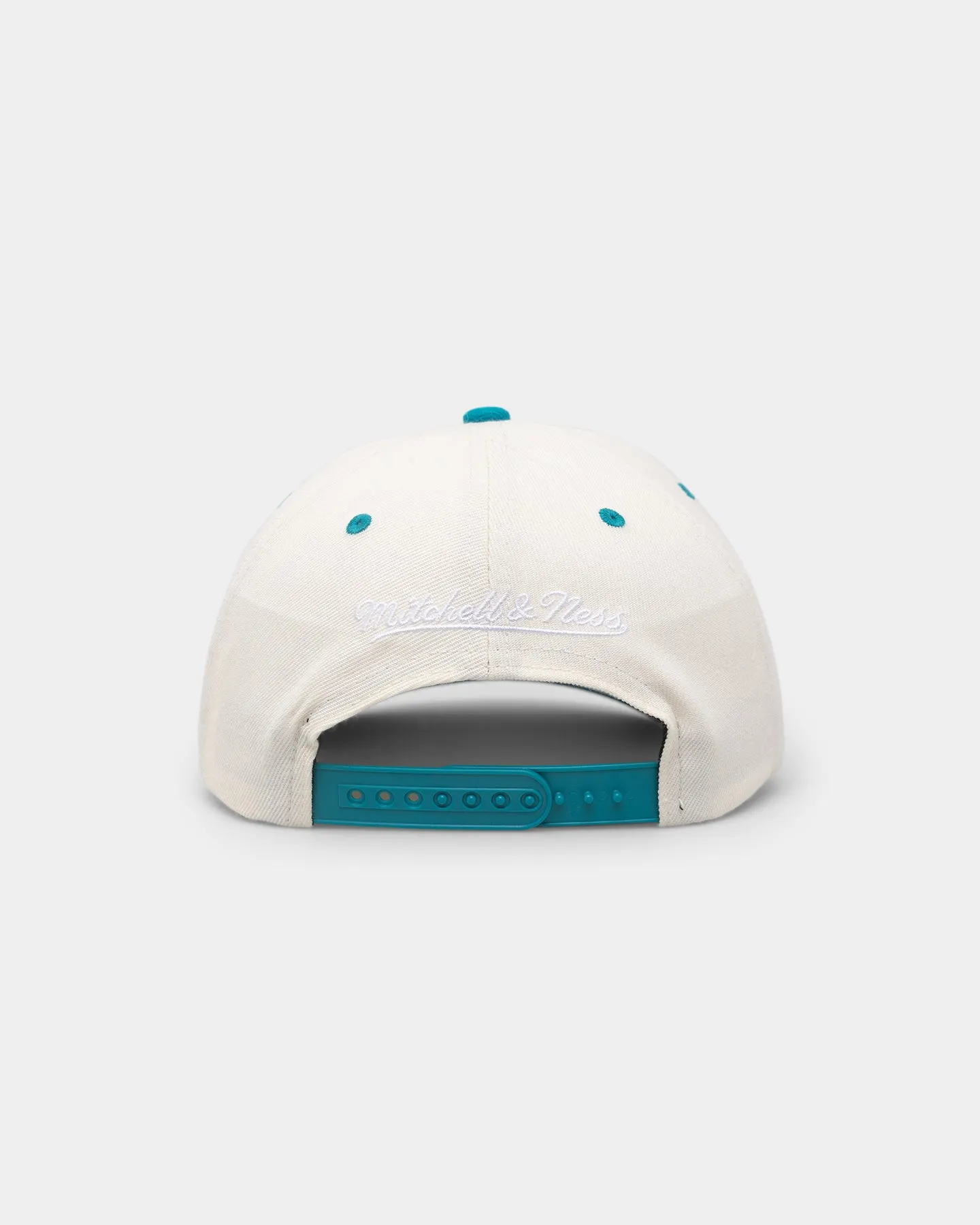 Mitchell & Ness Charlotte Hornets Go Team Go OG Snapback Vintage Cream sold by Culture Kings product image thumbnail 2