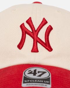 47 Brand New York Yankees Two-Tone Clean Up Strapback Natural/Red sold by Culture Kings