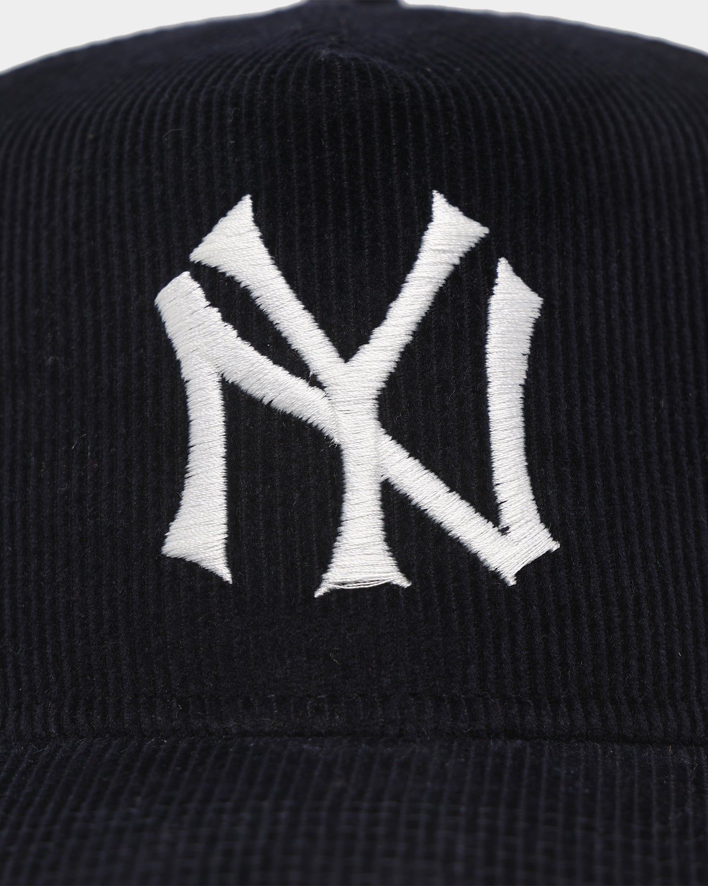 New Era New York Yankees 'Throwback Corduroy' Golfer Snapback Navy sold by Culture Kings product image thumbnail 5