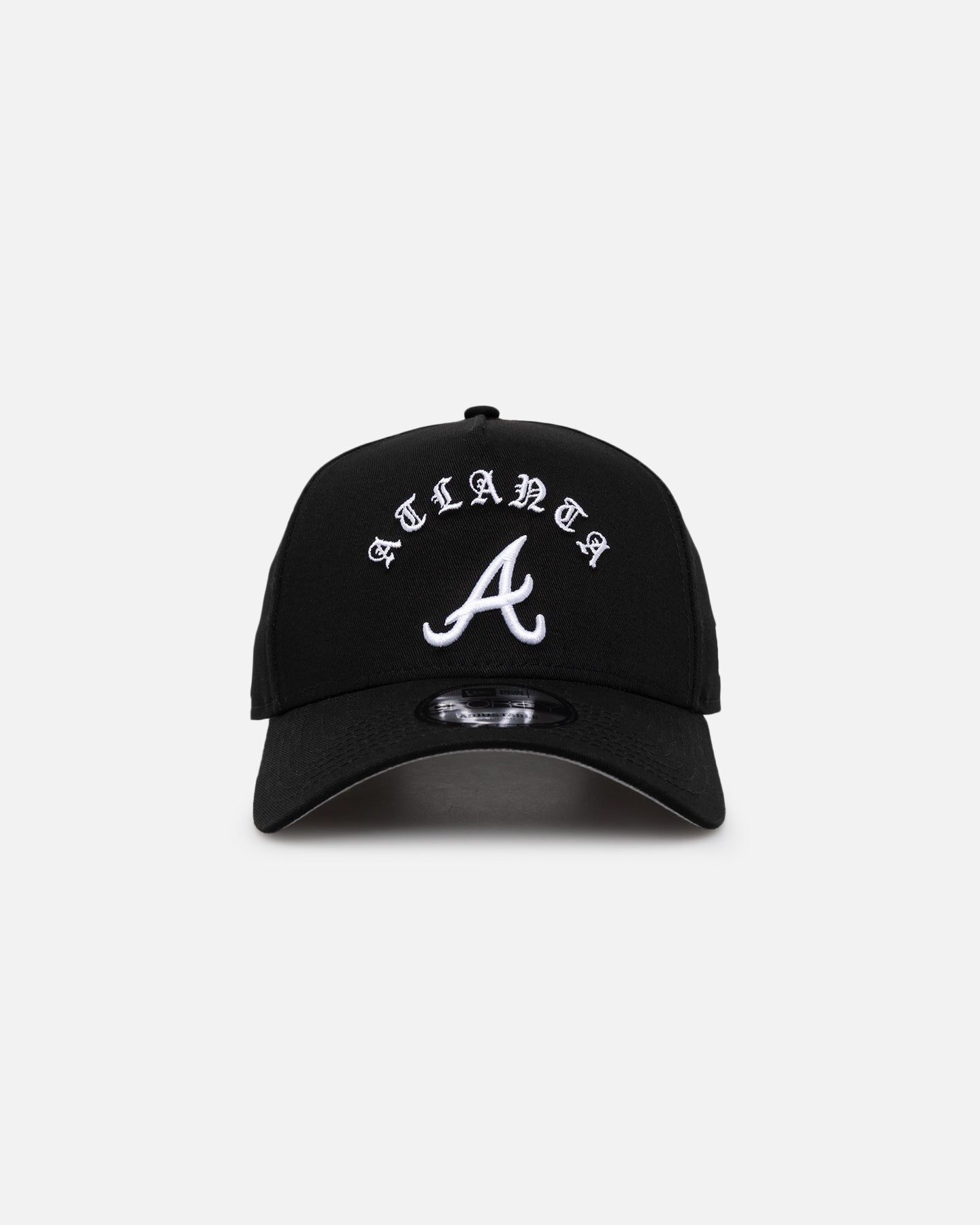 New Era Atlanta Braves 'Gothic Arch' 9FORTY A-Frame Snapback Black/White sold by Culture Kings