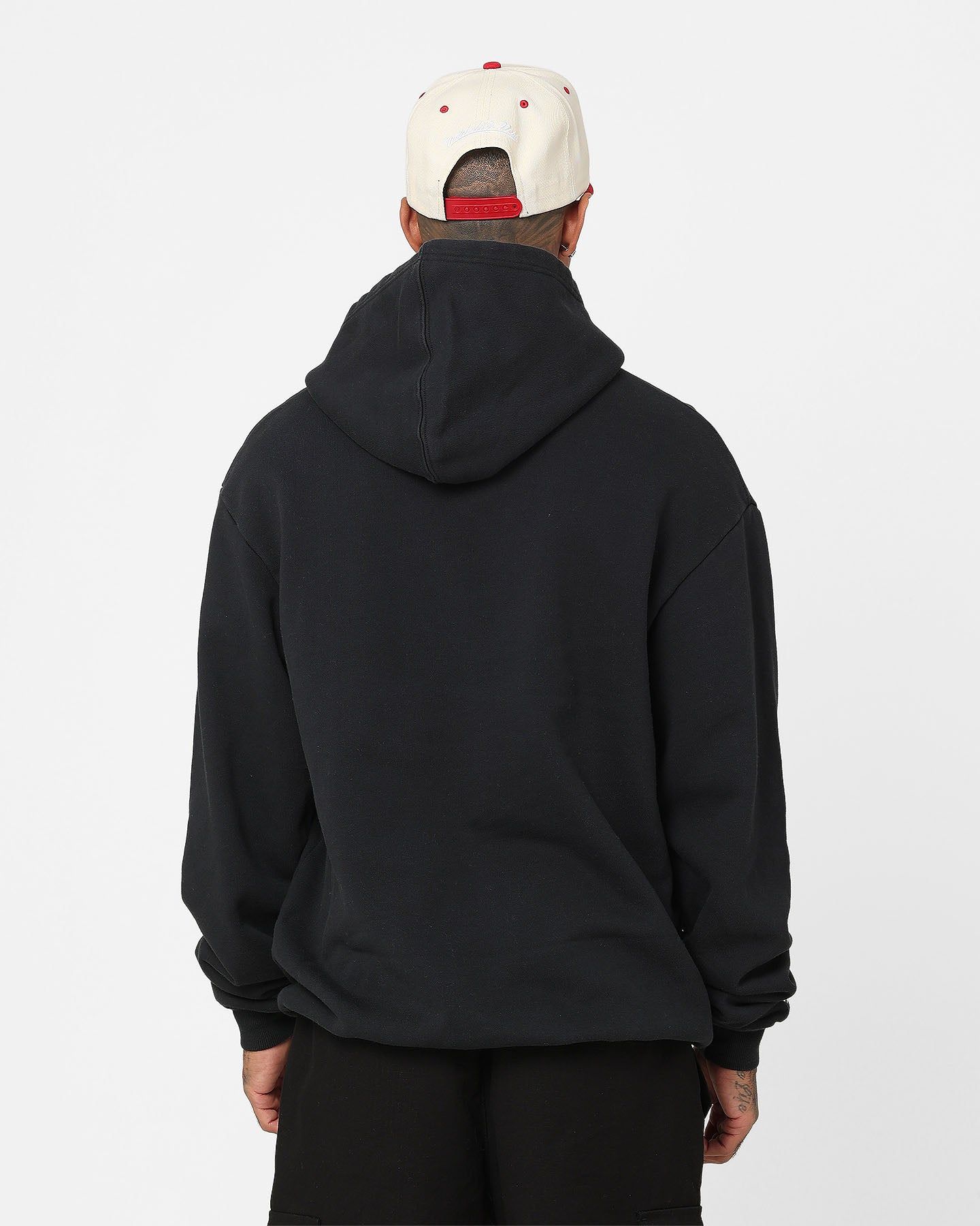 Mitchell & Ness Chicago Bulls Arch Net Hoodie sold by Culture Kings product image thumbnail 4